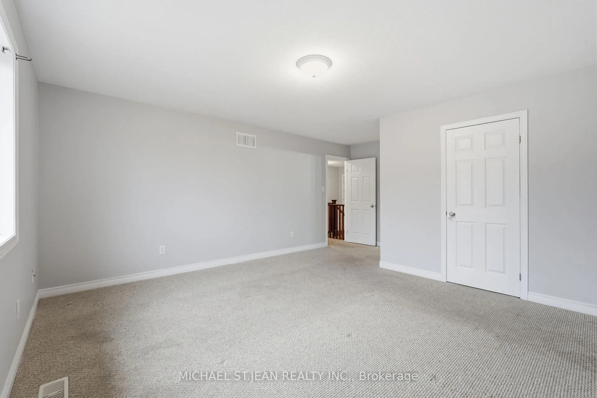Photo 26 of Unit 33, 441 Stonehenge Drive, Hamilton, Meadowlands — HOMEH