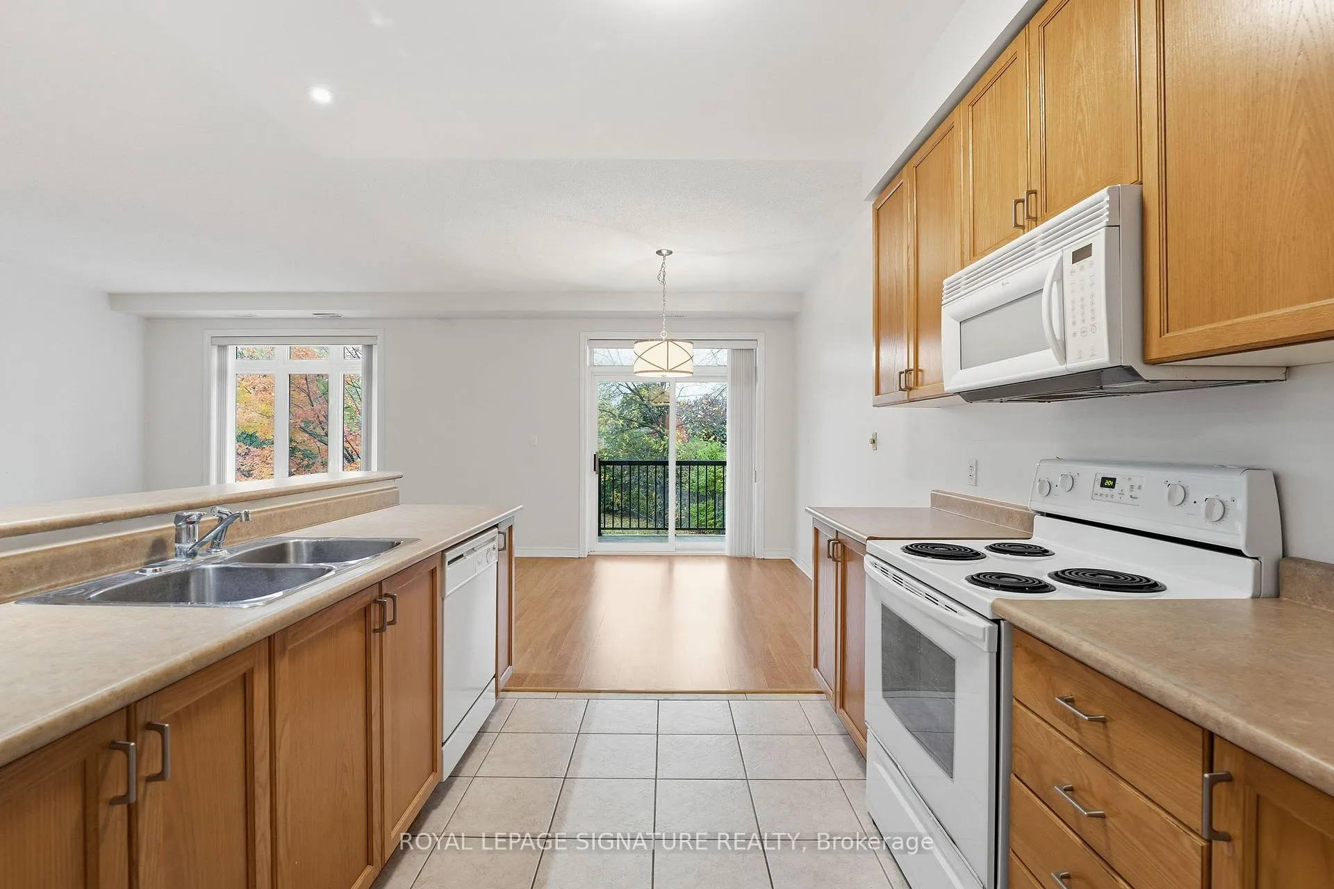 Photo 10 of Unit 204, 443 Centennial Forest Drive, Milton, Timberlea — HOMEH
