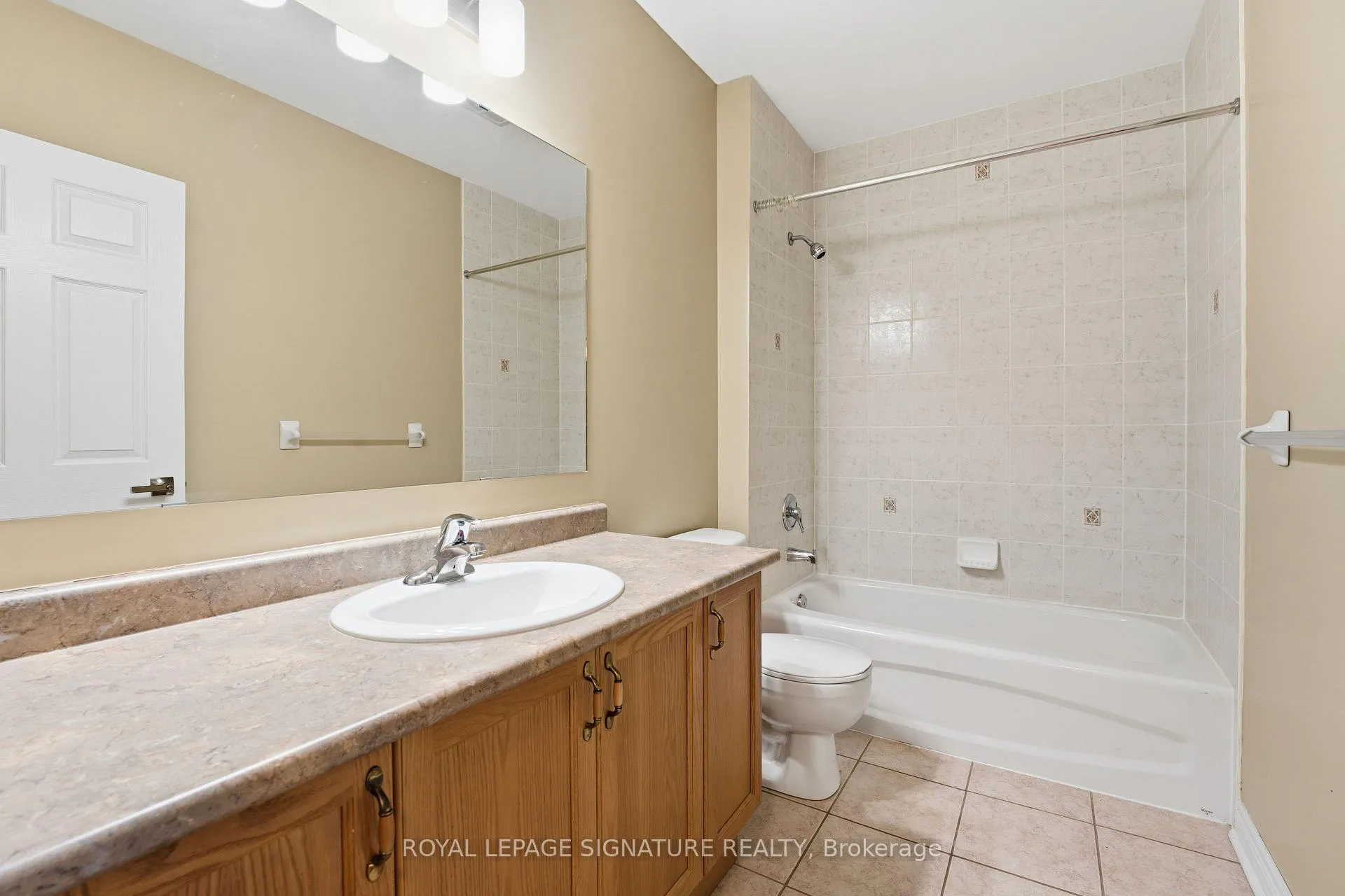 Photo 15 of Unit 204, 443 Centennial Forest Drive, Milton, Timberlea — HOMEH