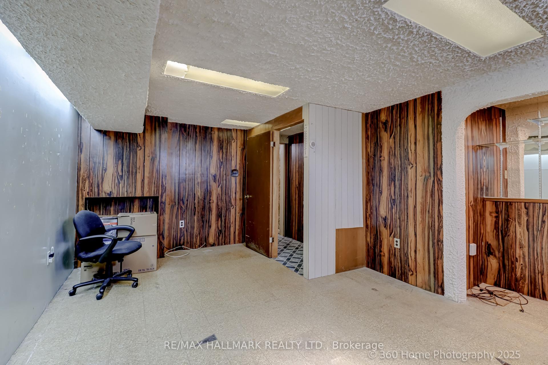 Photo 15 of 39 Baybrook Crescent, Scarborough, Woburn — HOMEH