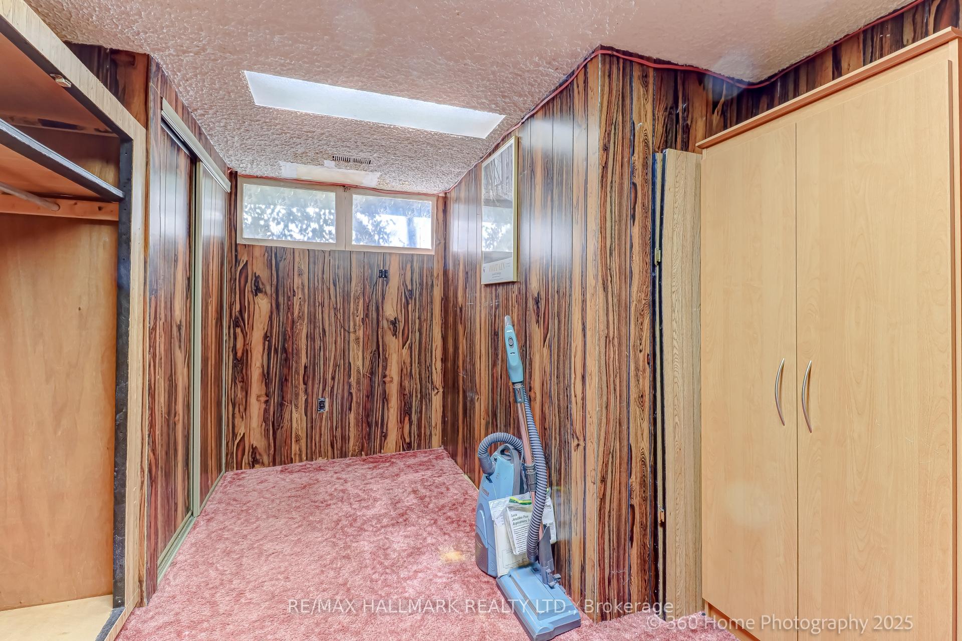 Photo 17 of 39 Baybrook Crescent, Scarborough, Woburn — HOMEH