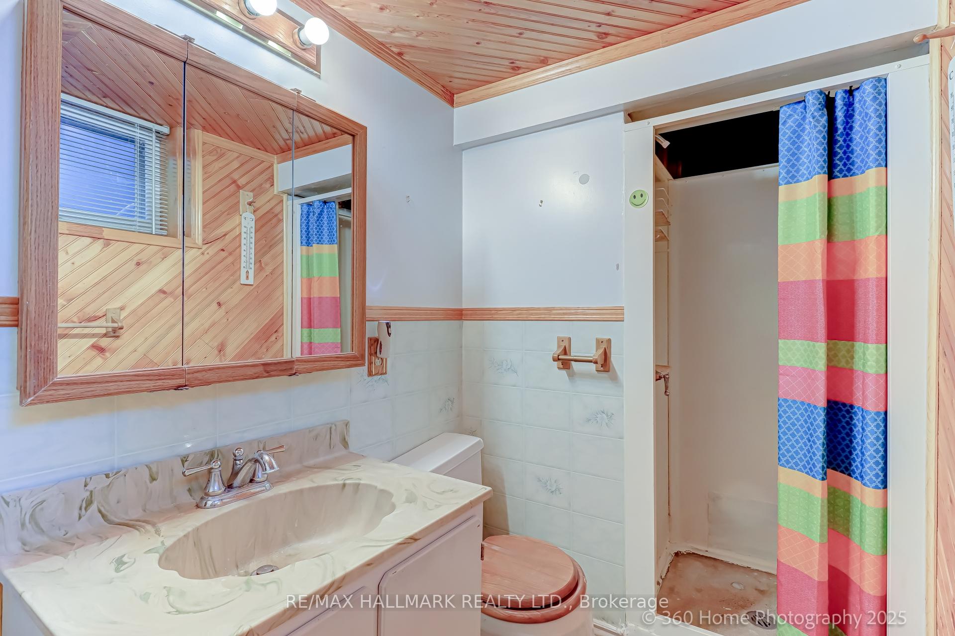 Photo 19 of 39 Baybrook Crescent, Scarborough, Woburn — HOMEH