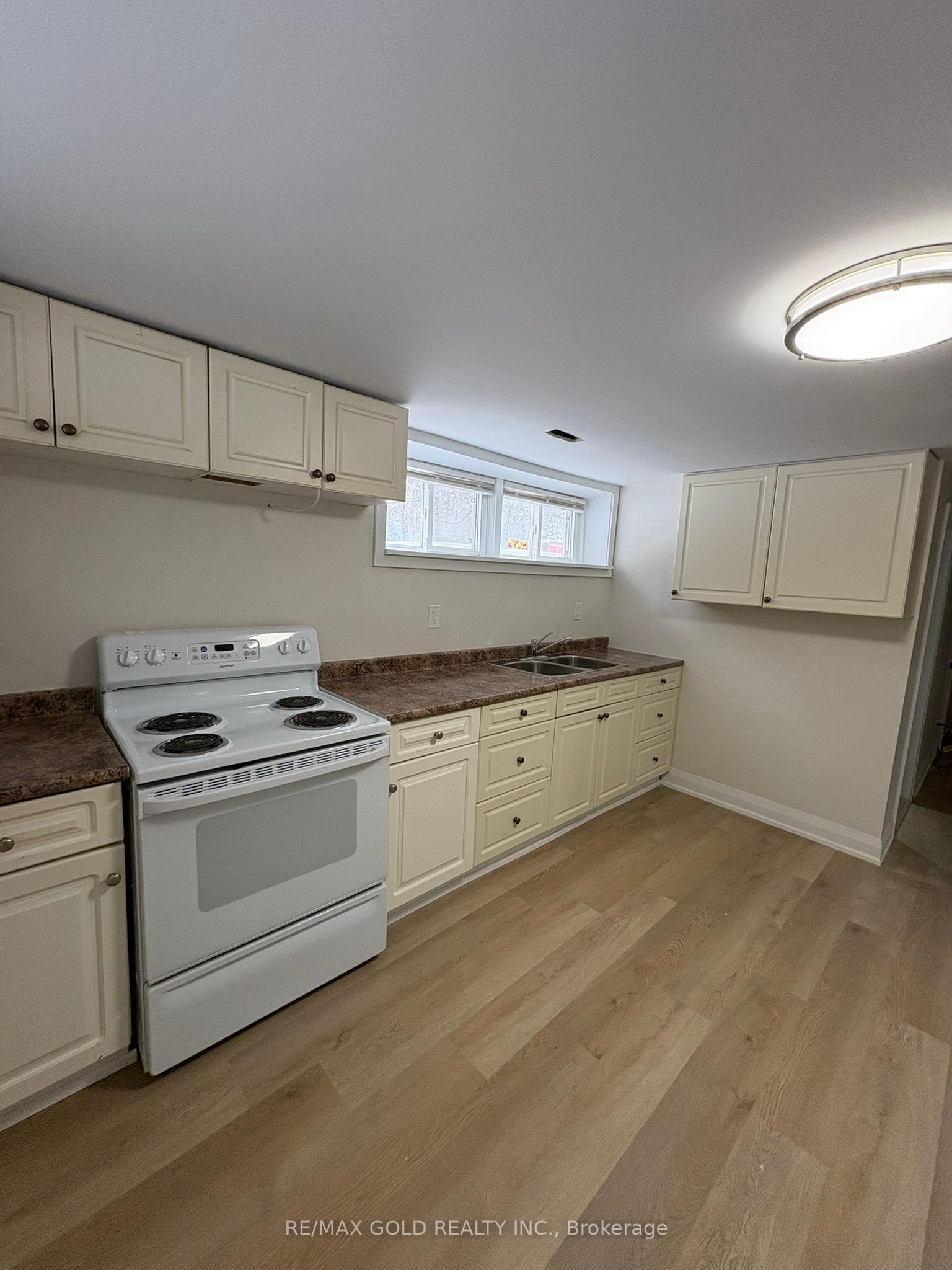 Photo 11 of Unit BSMT, 6520 32 Side Road, Halton Hills, Acton — HOMEH