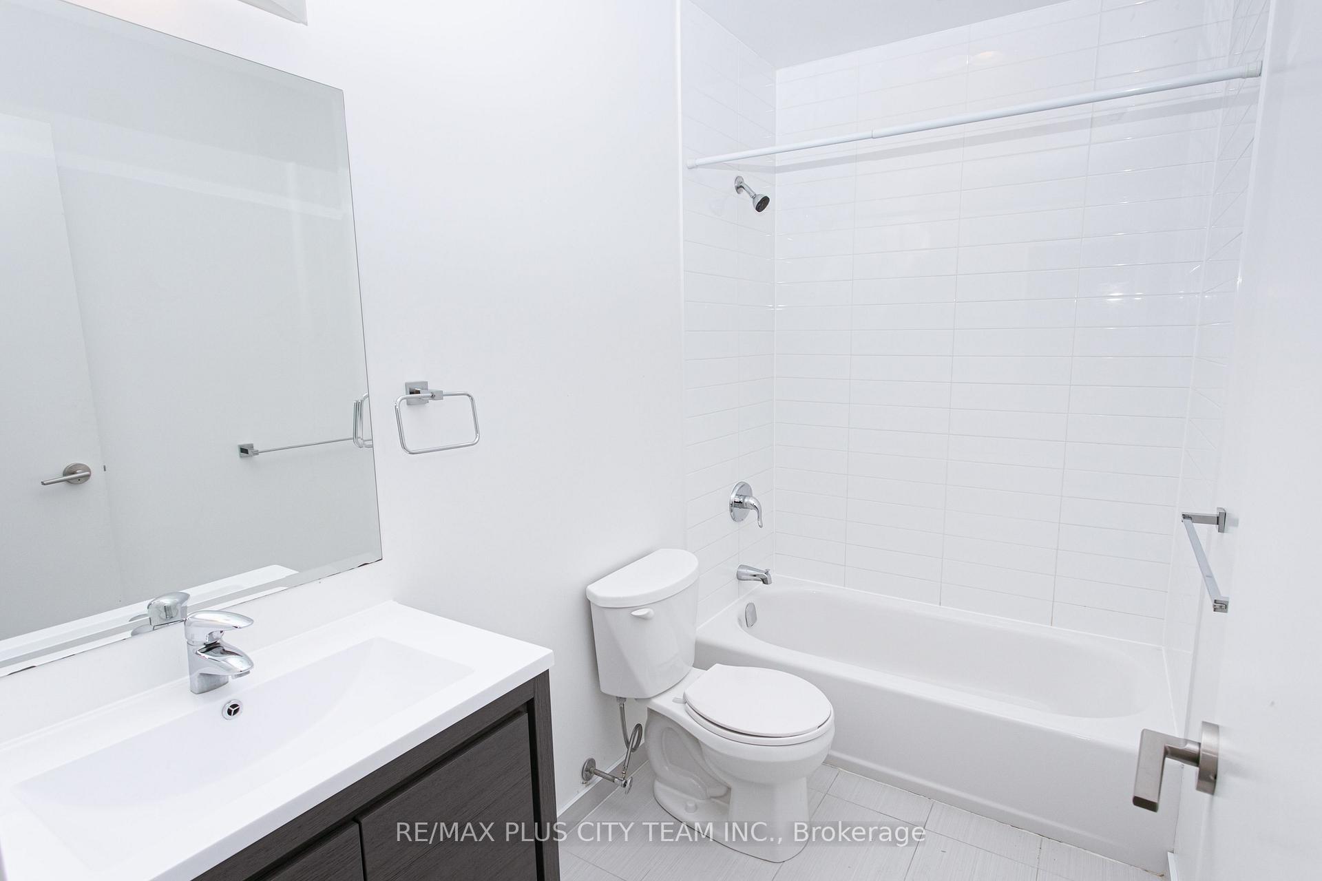 Photo 7 of Unit 102, 686 Bathurst Street, Toronto, Palmerston-Little Italy — HOMEH