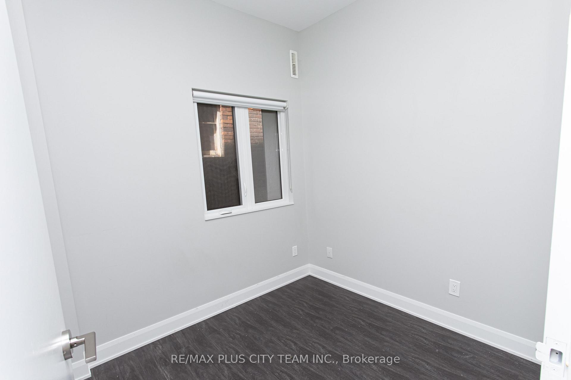 Photo 10 of Unit 102, 686 Bathurst Street, Toronto, Palmerston-Little Italy — HOMEH