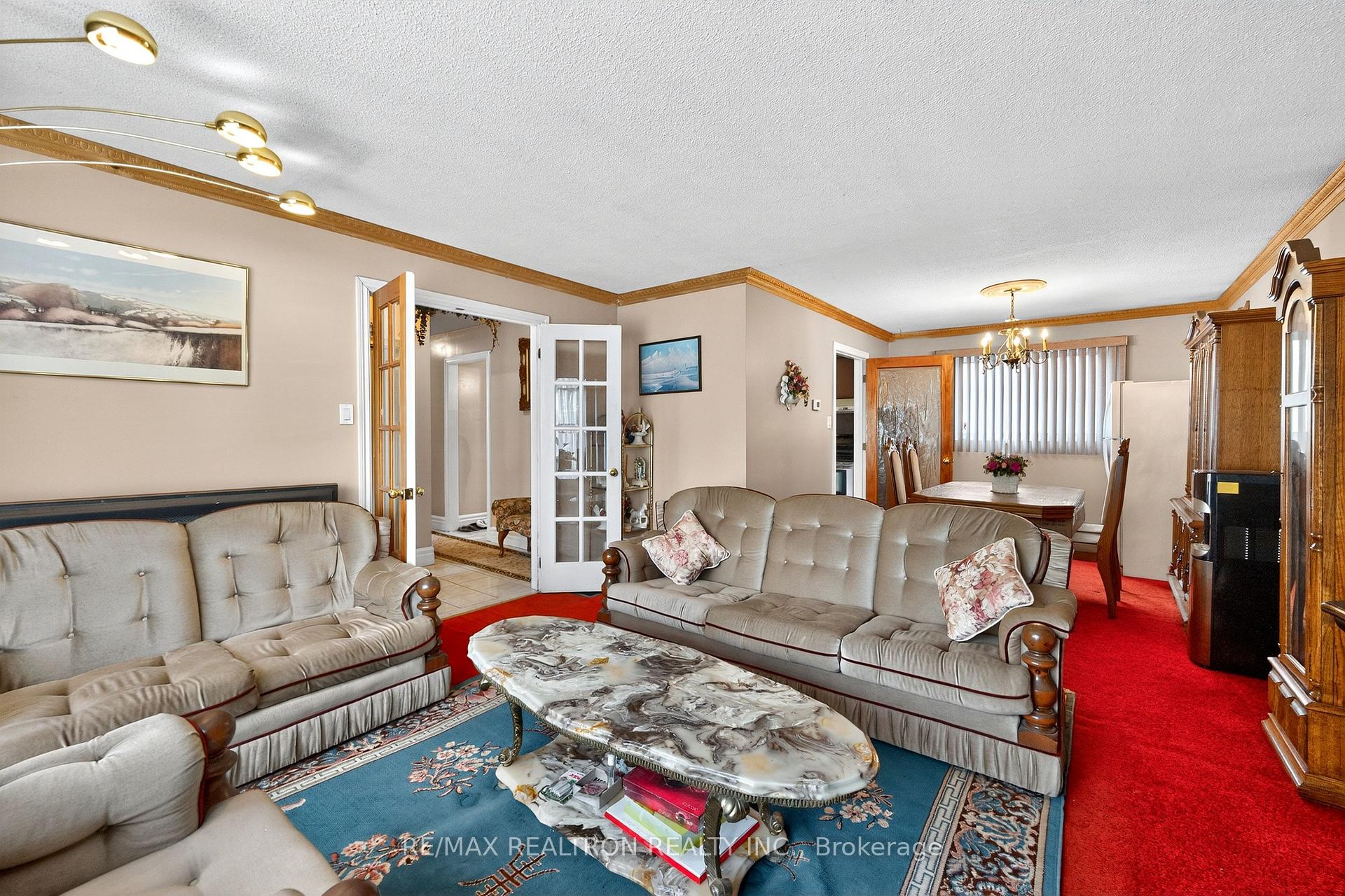 Photo 14 of 356 Burrows Hall Boulevard, Scarborough, Malvern — HOMEH