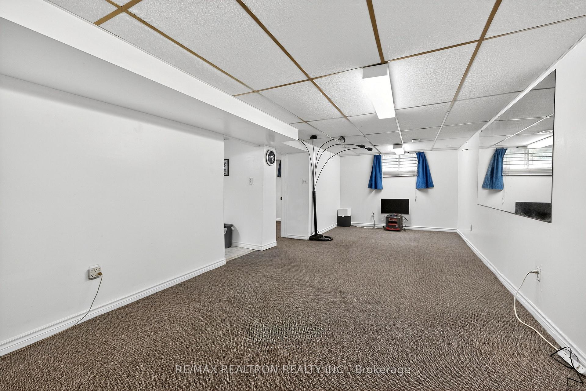 Photo 29 of 356 Burrows Hall Boulevard, Scarborough, Malvern — HOMEH