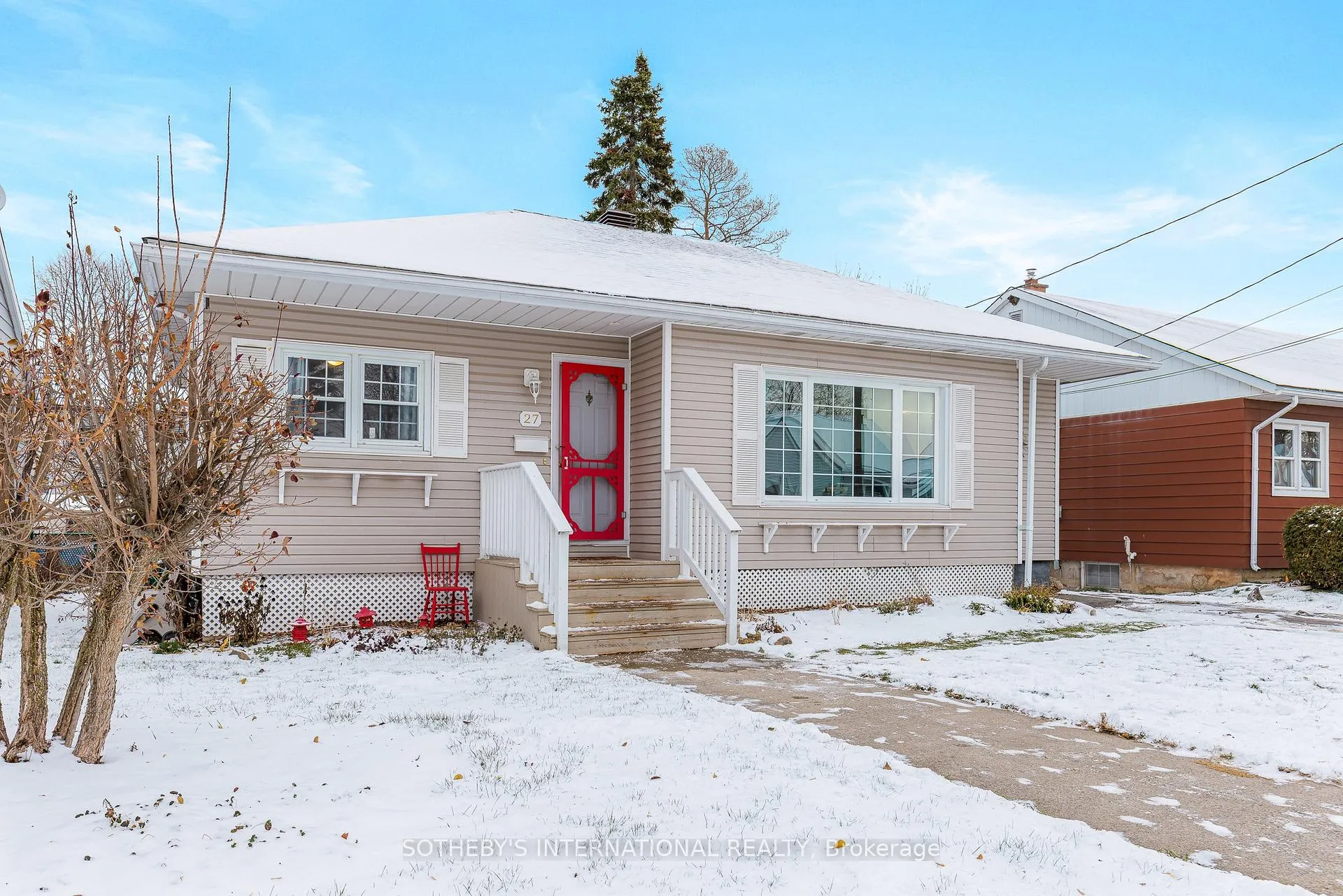 Photo 1 of 27 Wright Crescent, Brockville — HOMEH
