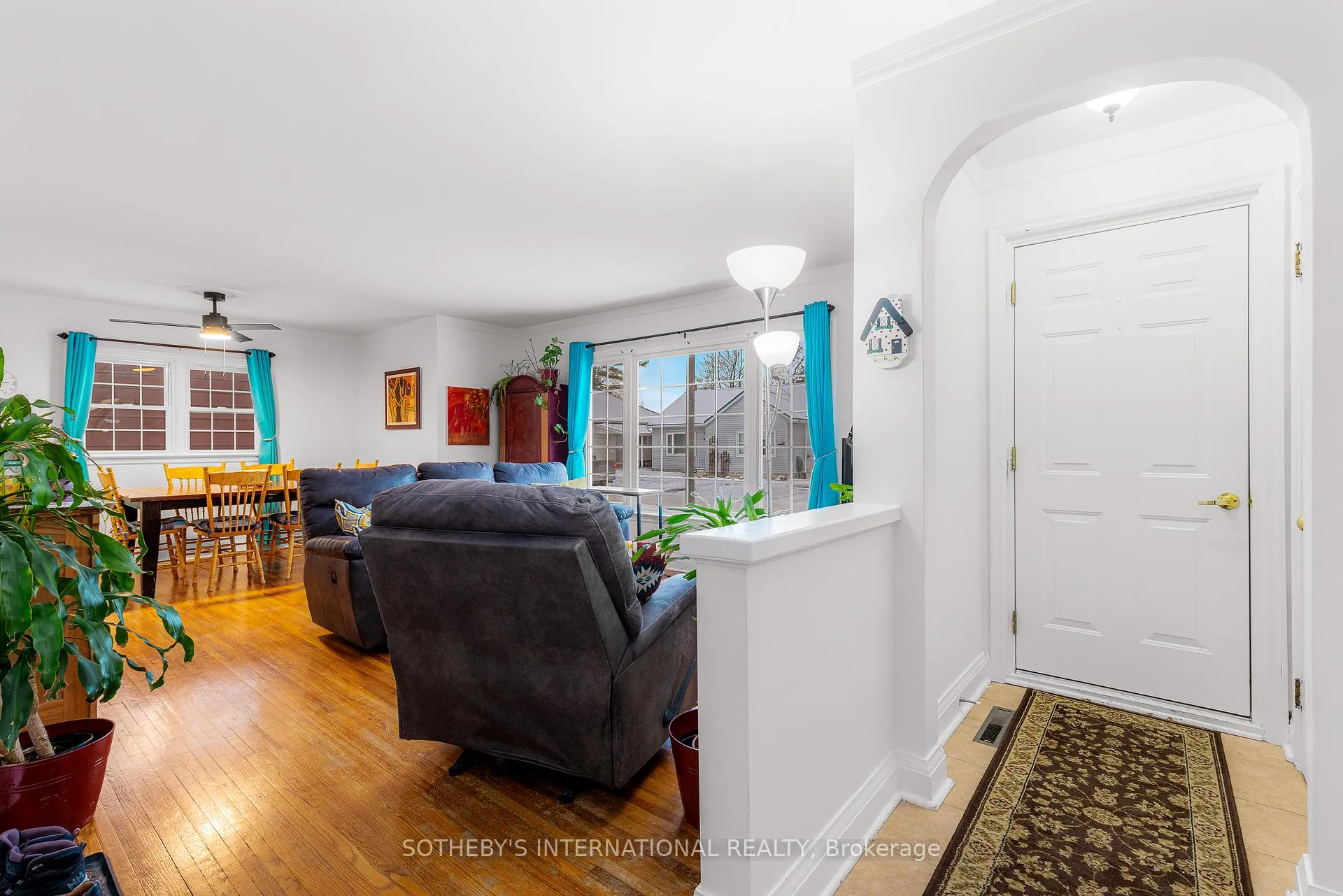 Photo 8 of 27 Wright Crescent, Brockville — HOMEH
