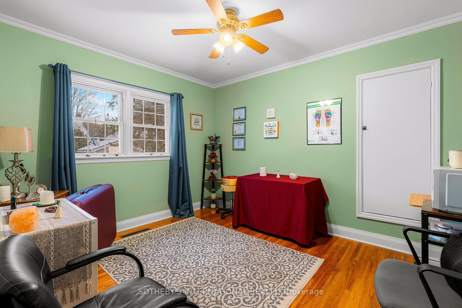 Photo 17 of 27 Wright Crescent, Brockville — HOMEH