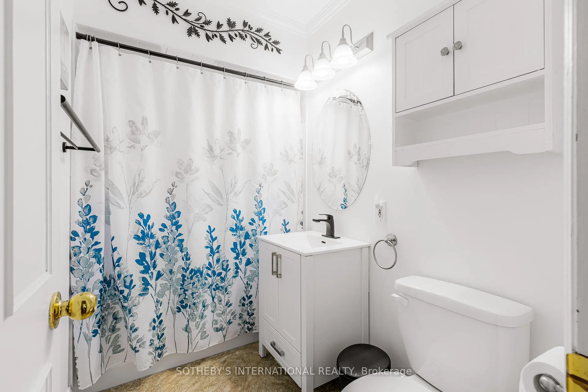 Photo 18 of 27 Wright Crescent, Brockville — HOMEH