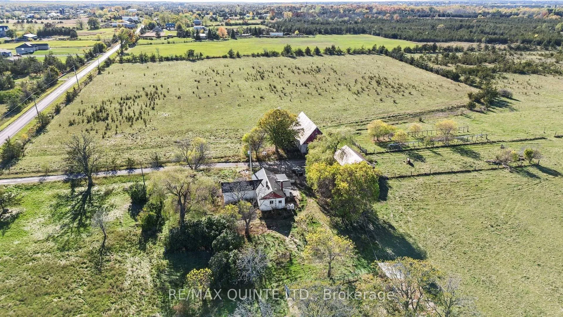 Photo 3 of 199 Jericho Road, Prince Edward County, Sophiasburg Ward — HOMEH