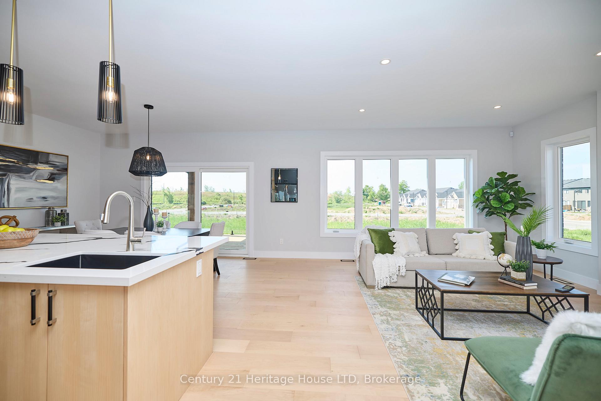 Photo 9 of 25 Alicia Crescent, Thorold, Hurricane/Merrittville — HOMEH