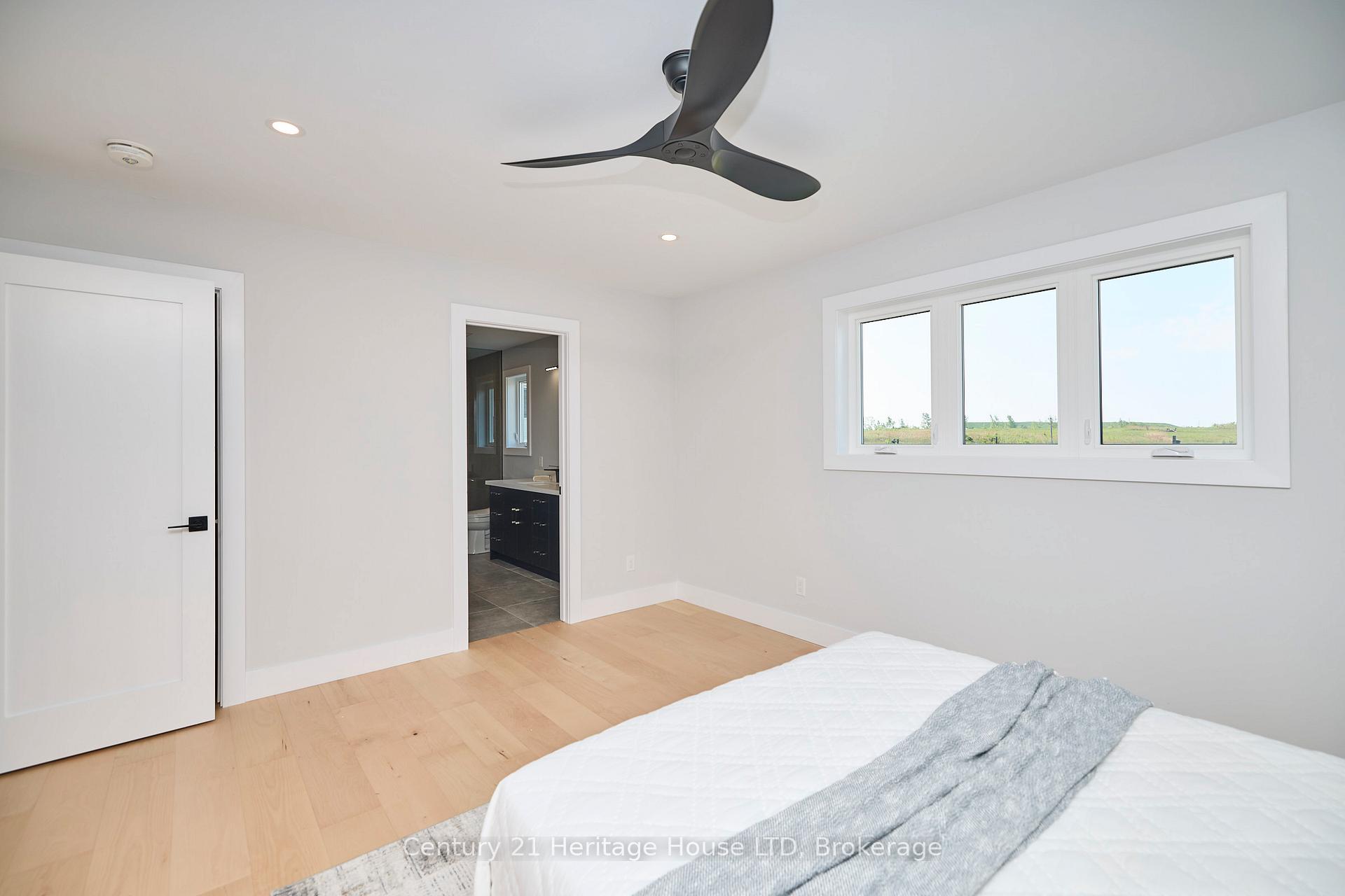 Photo 17 of 25 Alicia Crescent, Thorold, Hurricane/Merrittville — HOMEH