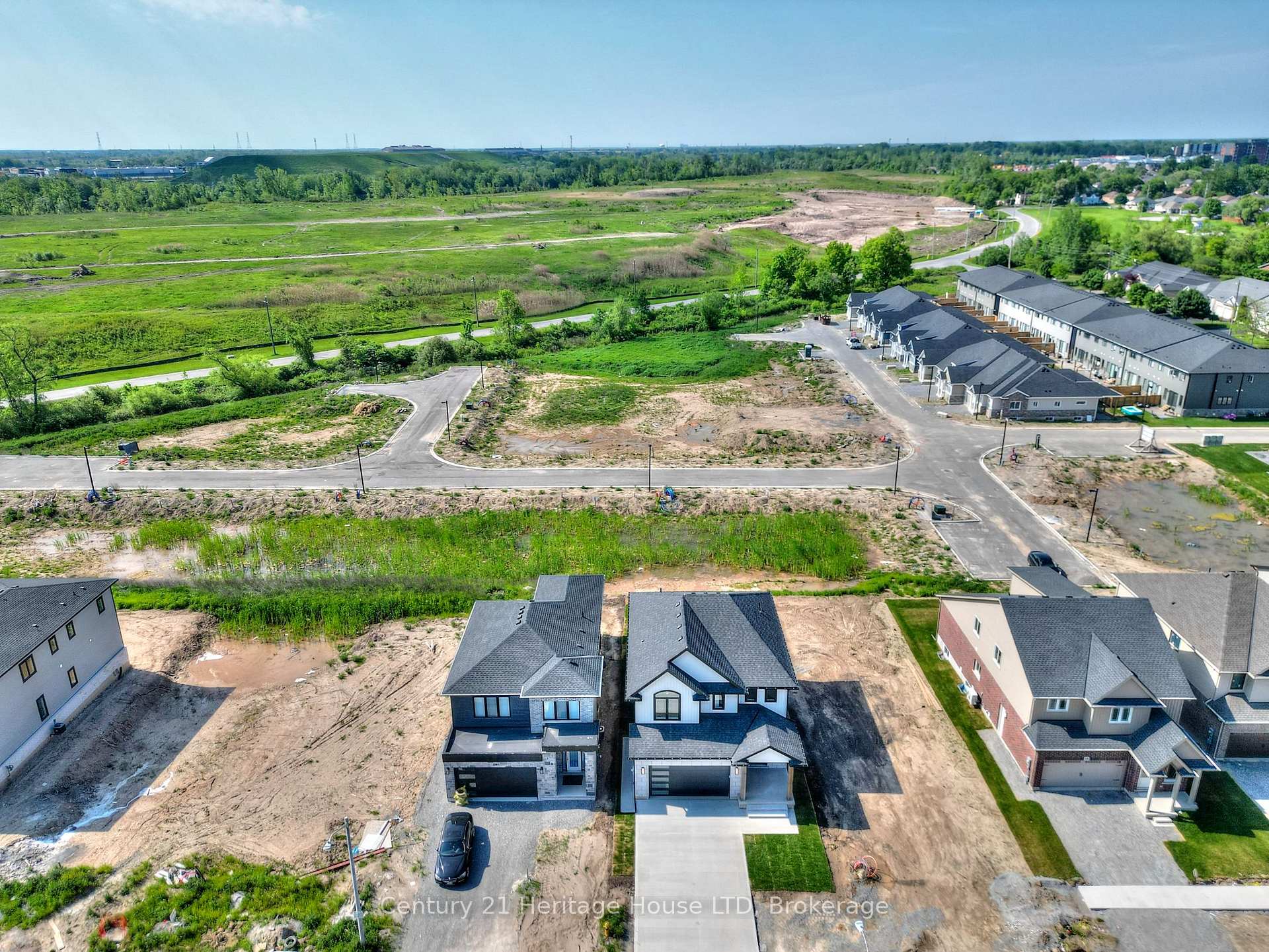 Photo 40 of 25 Alicia Crescent, Thorold, Hurricane/Merrittville — HOMEH
