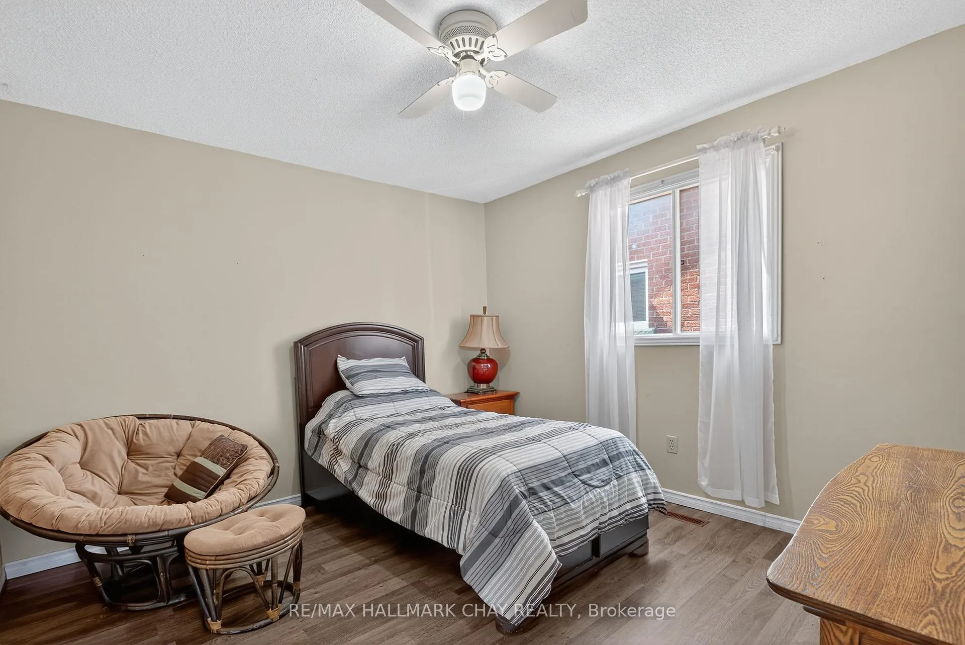 Photo 31 of 49 Mcdougall Drive, Barrie, West Bayfield — HOMEH