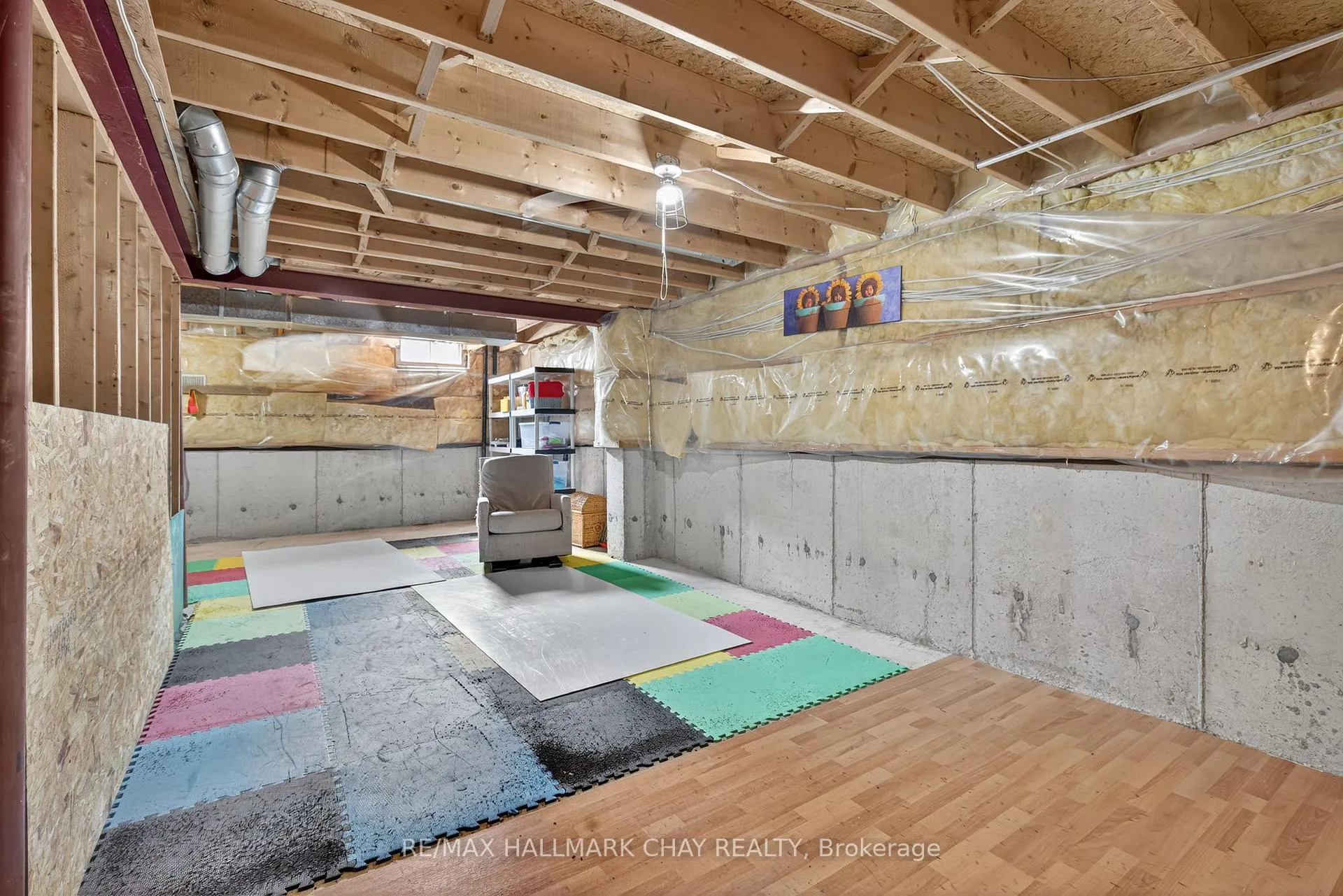 Photo 41 of 49 Mcdougall Drive, Barrie, West Bayfield — HOMEH