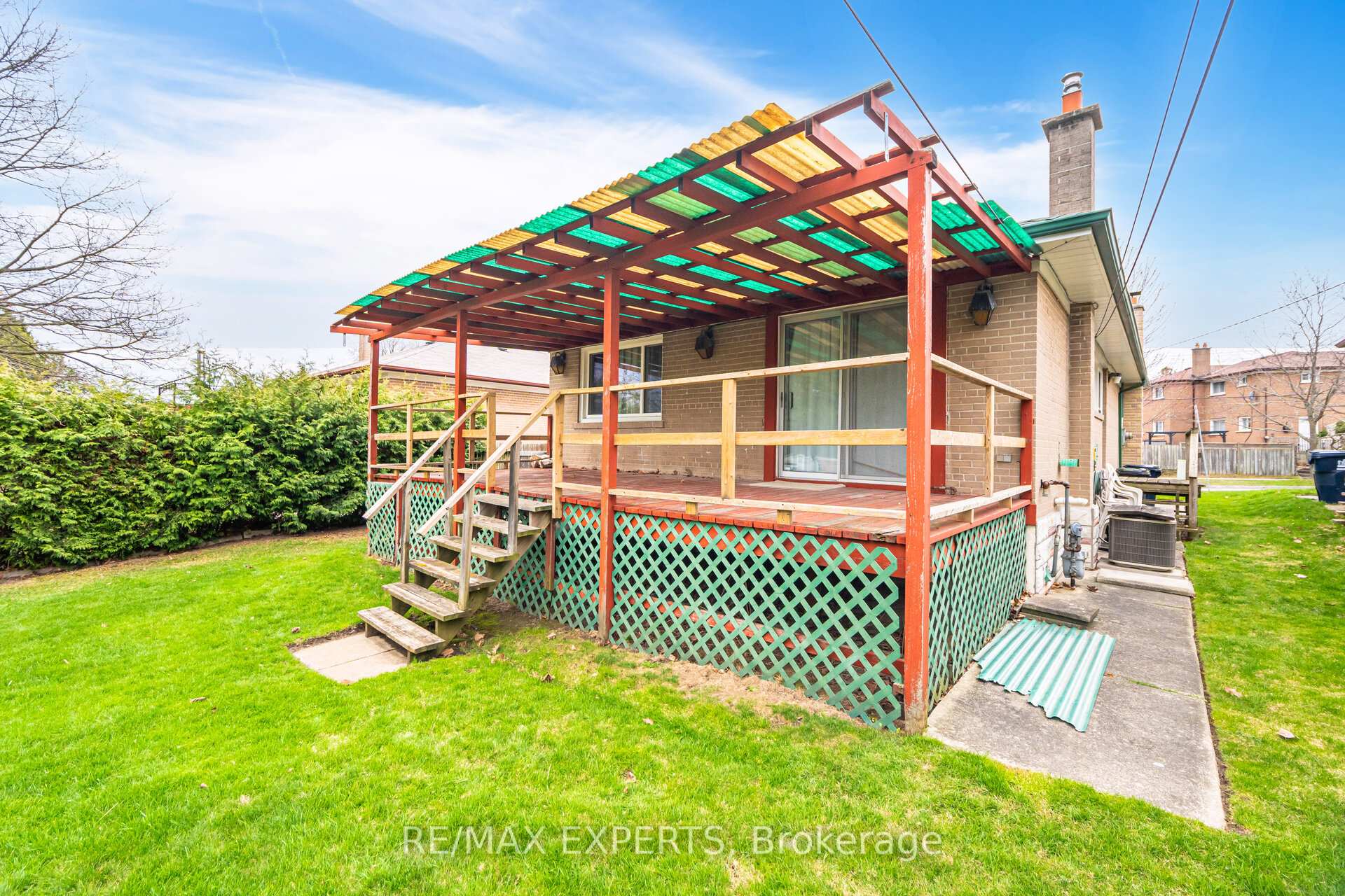 Photo 36 of 61 Sharbot Avenue, Scarborough, Woburn — HOMEH