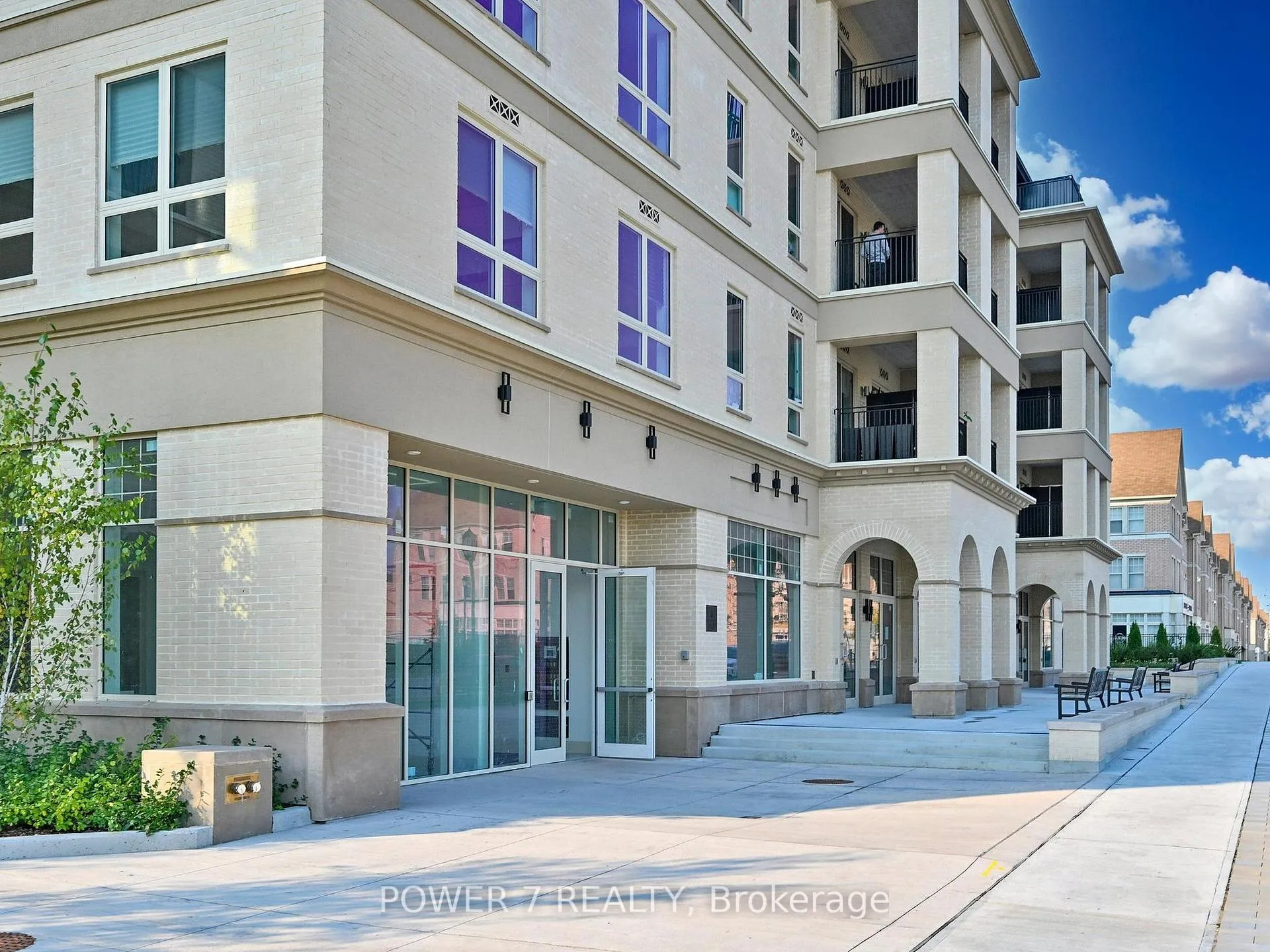 Photo 3 of Unit 337, 101 Cathedral High Street, Markham, Cathedraltown — HOMEH