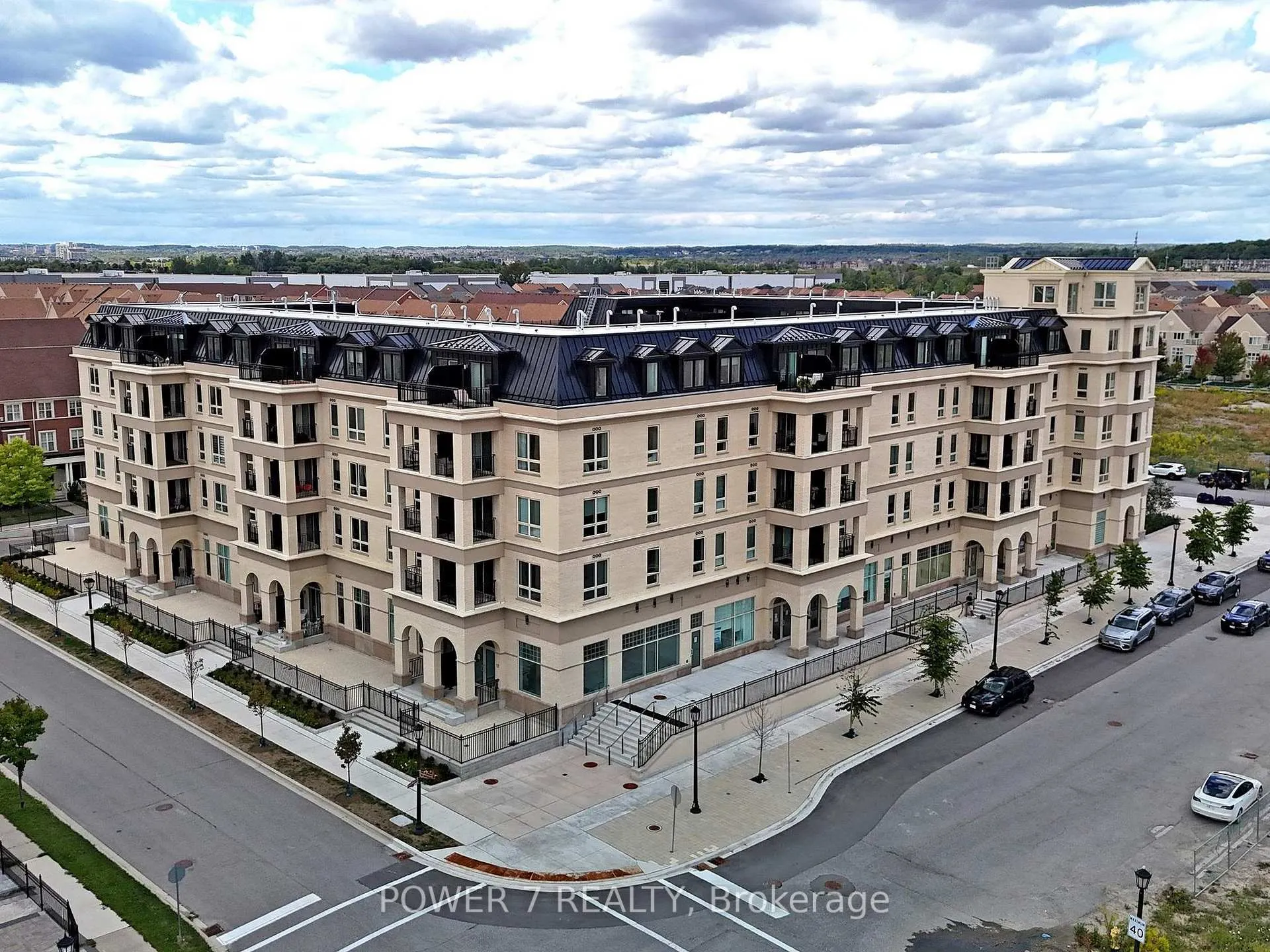 Photo 31 of Unit 337, 101 Cathedral High Street, Markham, Cathedraltown — HOMEH