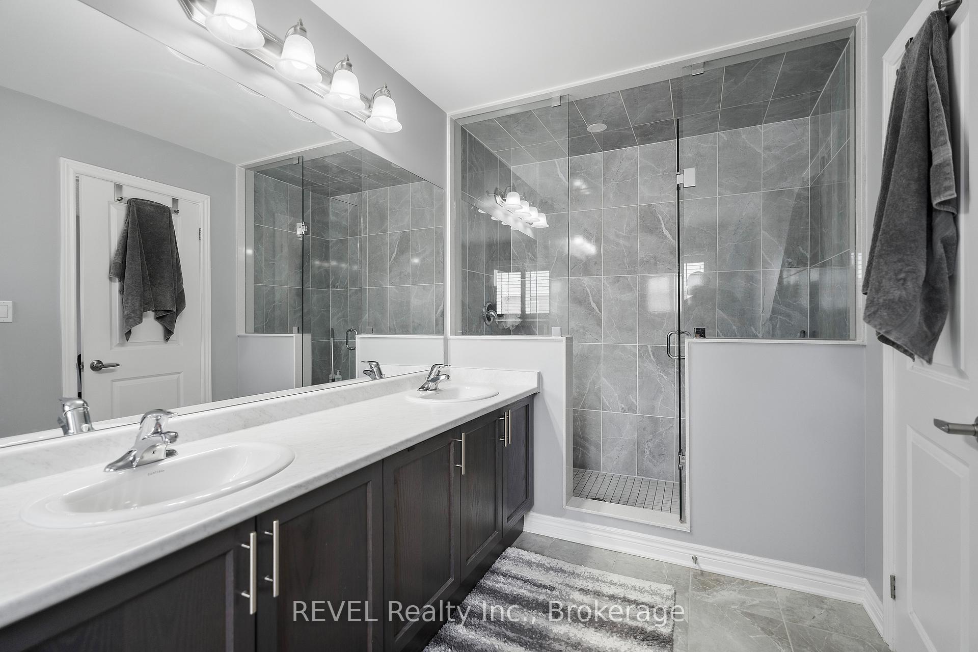 Photo 21 of 39 Sparkle Drive, Thorold, Rolling Meadows — HOMEH
