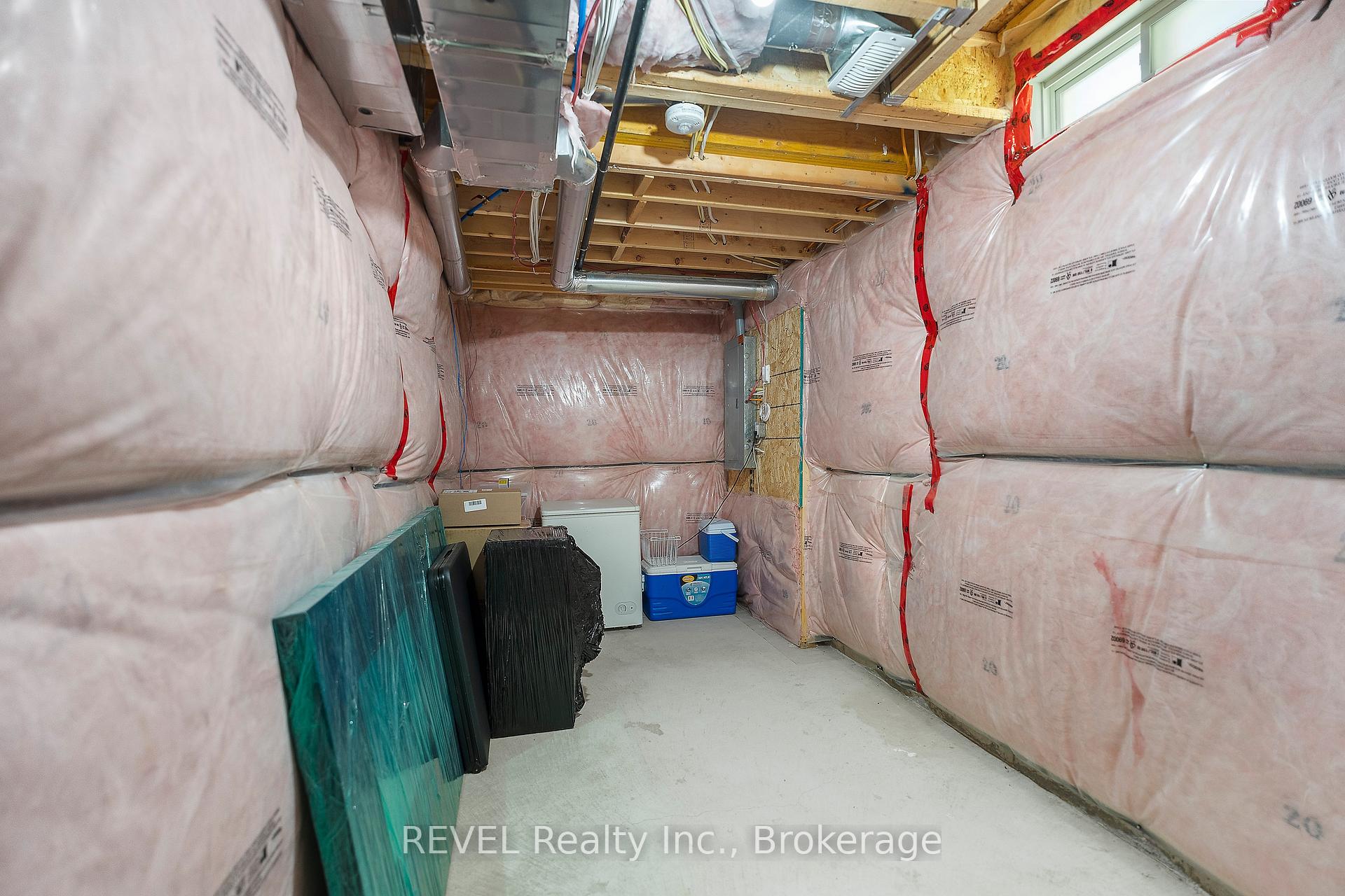 Photo 29 of 39 Sparkle Drive, Thorold, Rolling Meadows — HOMEH