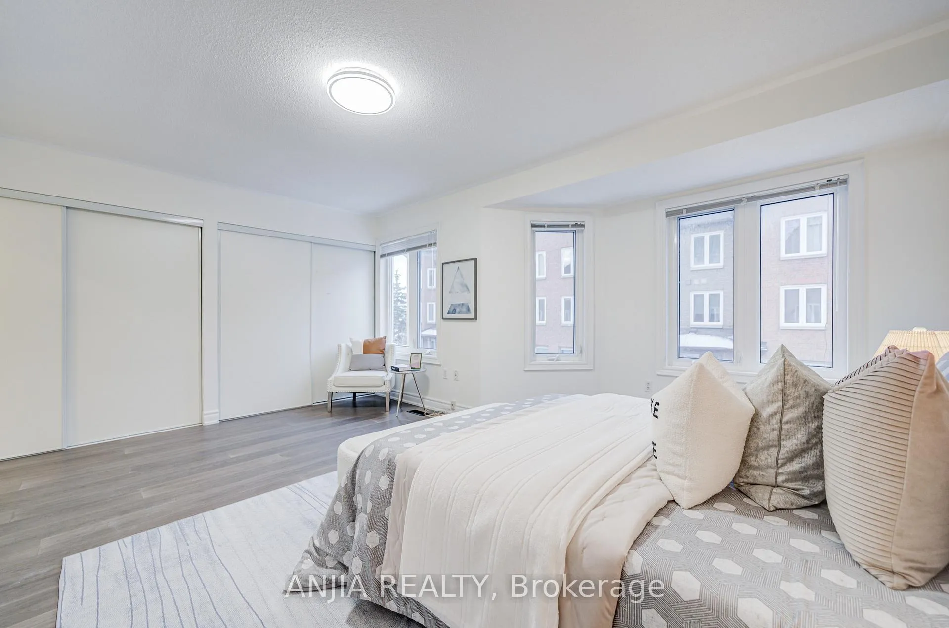 Photo 24 of Unit 32, 735 New Westminster Drive, Vaughan, Brownridge — HOMEH