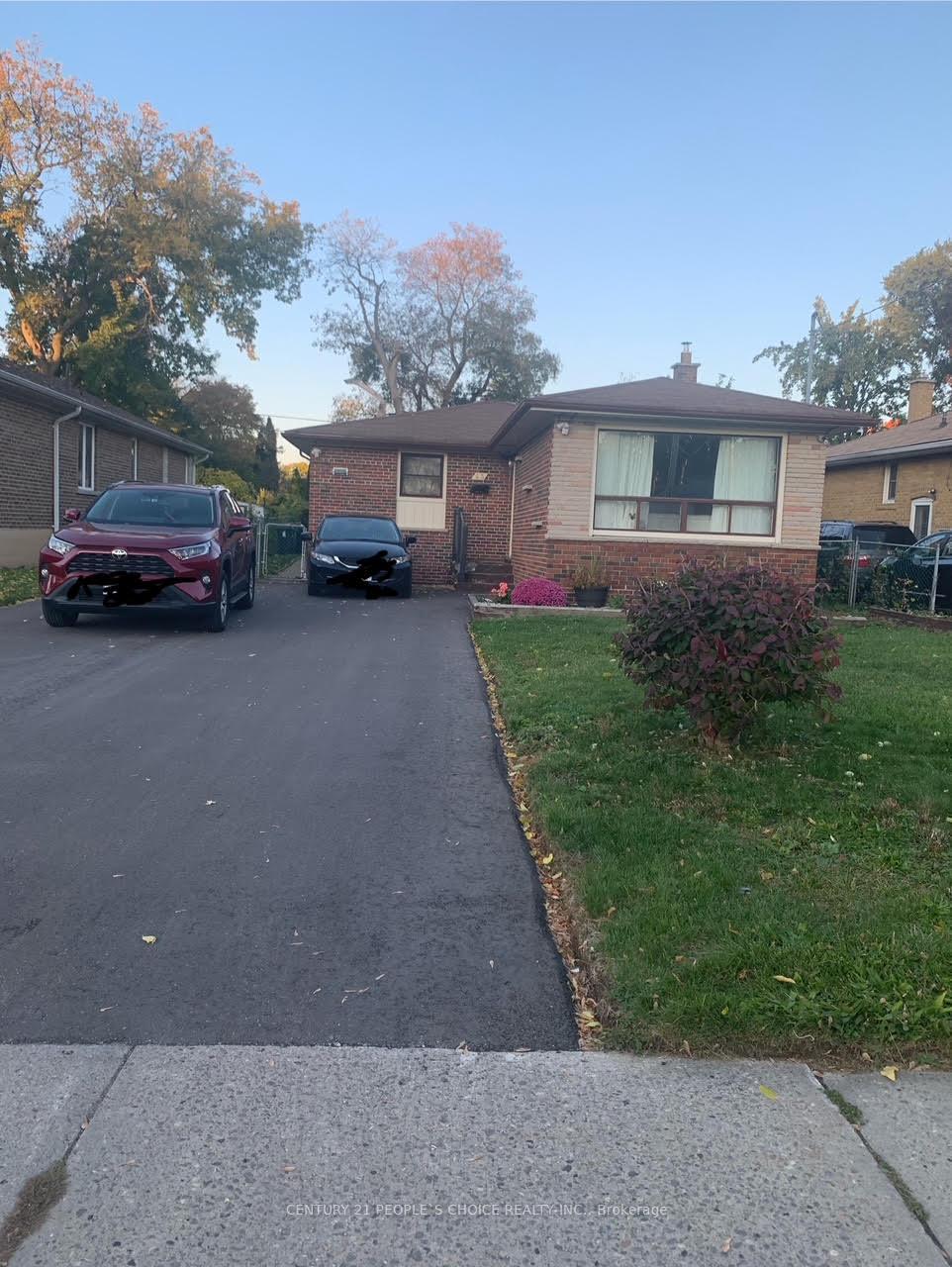 Front of 43 Graylee Avenue