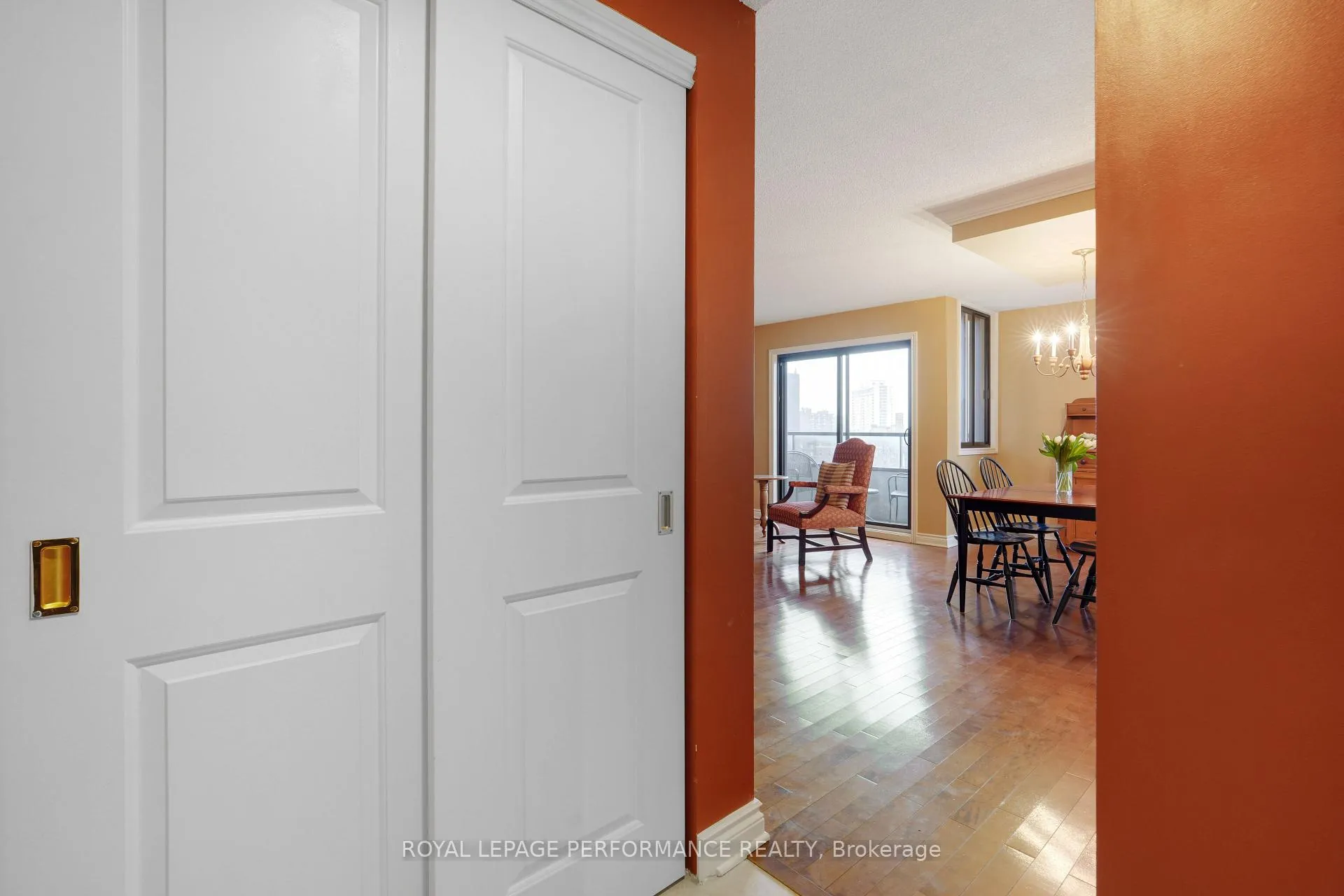 Photo 4 of Unit 704, 333 Chapel Street, Ottawa, Sandy Hill — HOMEH