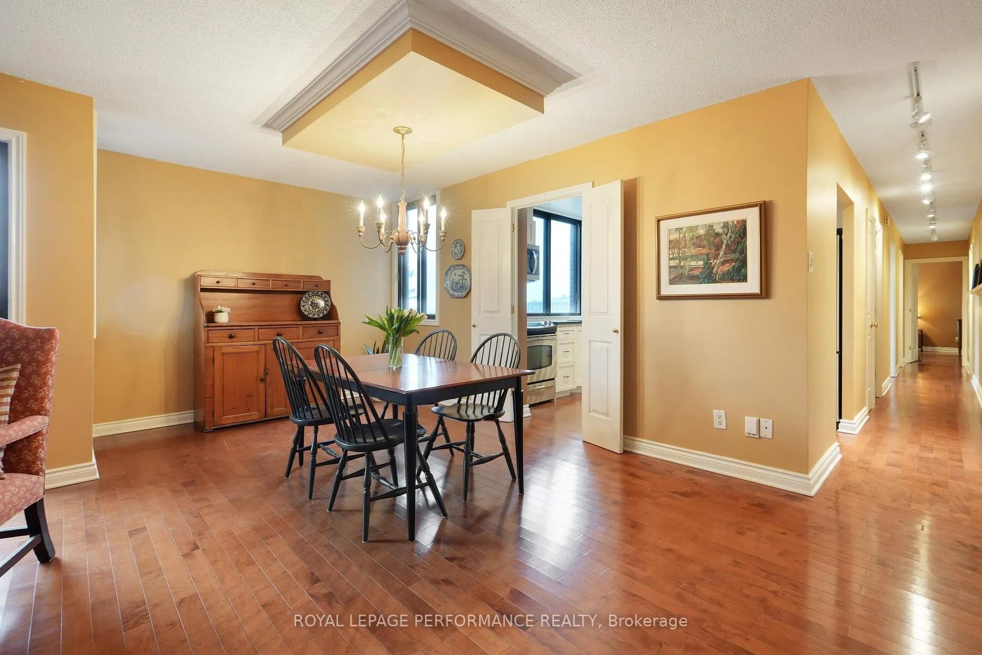Photo 7 of Unit 704, 333 Chapel Street, Ottawa, Sandy Hill — HOMEH