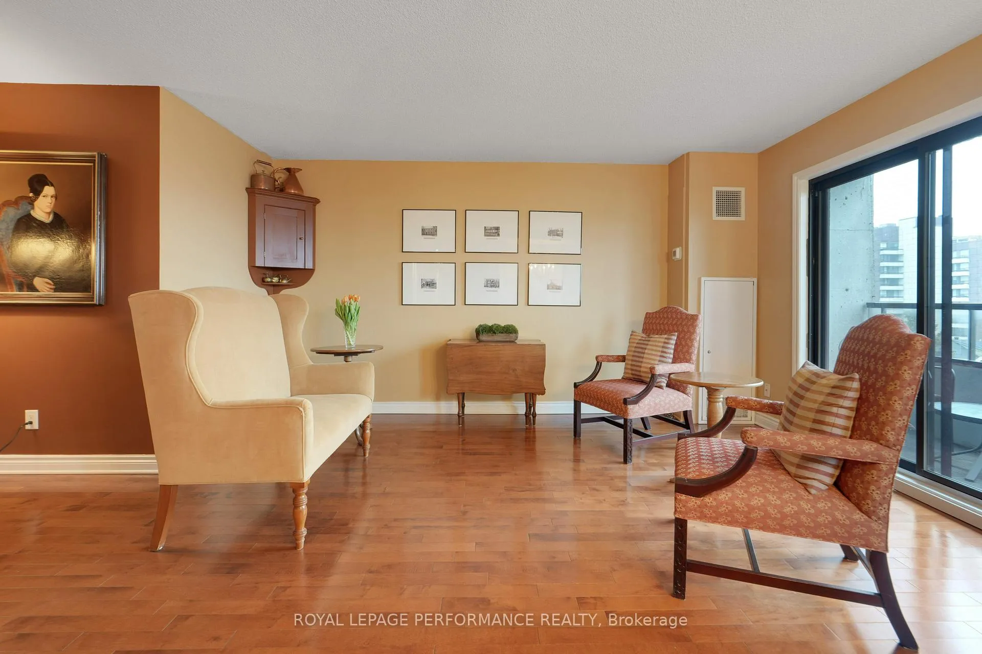 Photo 12 of Unit 704, 333 Chapel Street, Ottawa, Sandy Hill — HOMEH