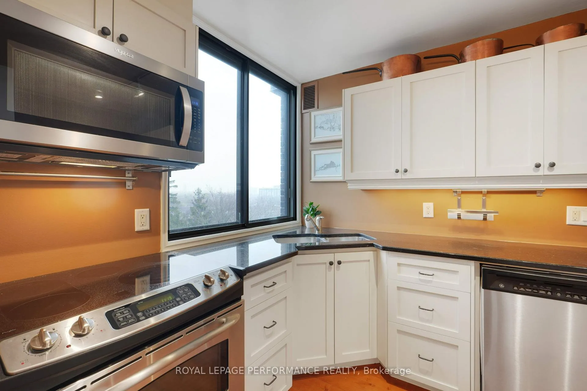 Photo 16 of Unit 704, 333 Chapel Street, Ottawa, Sandy Hill — HOMEH