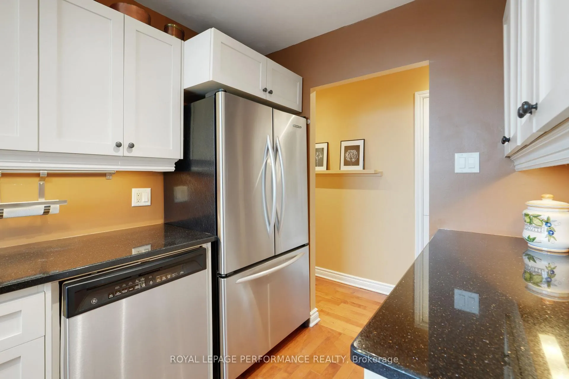 Photo 17 of Unit 704, 333 Chapel Street, Ottawa, Sandy Hill — HOMEH