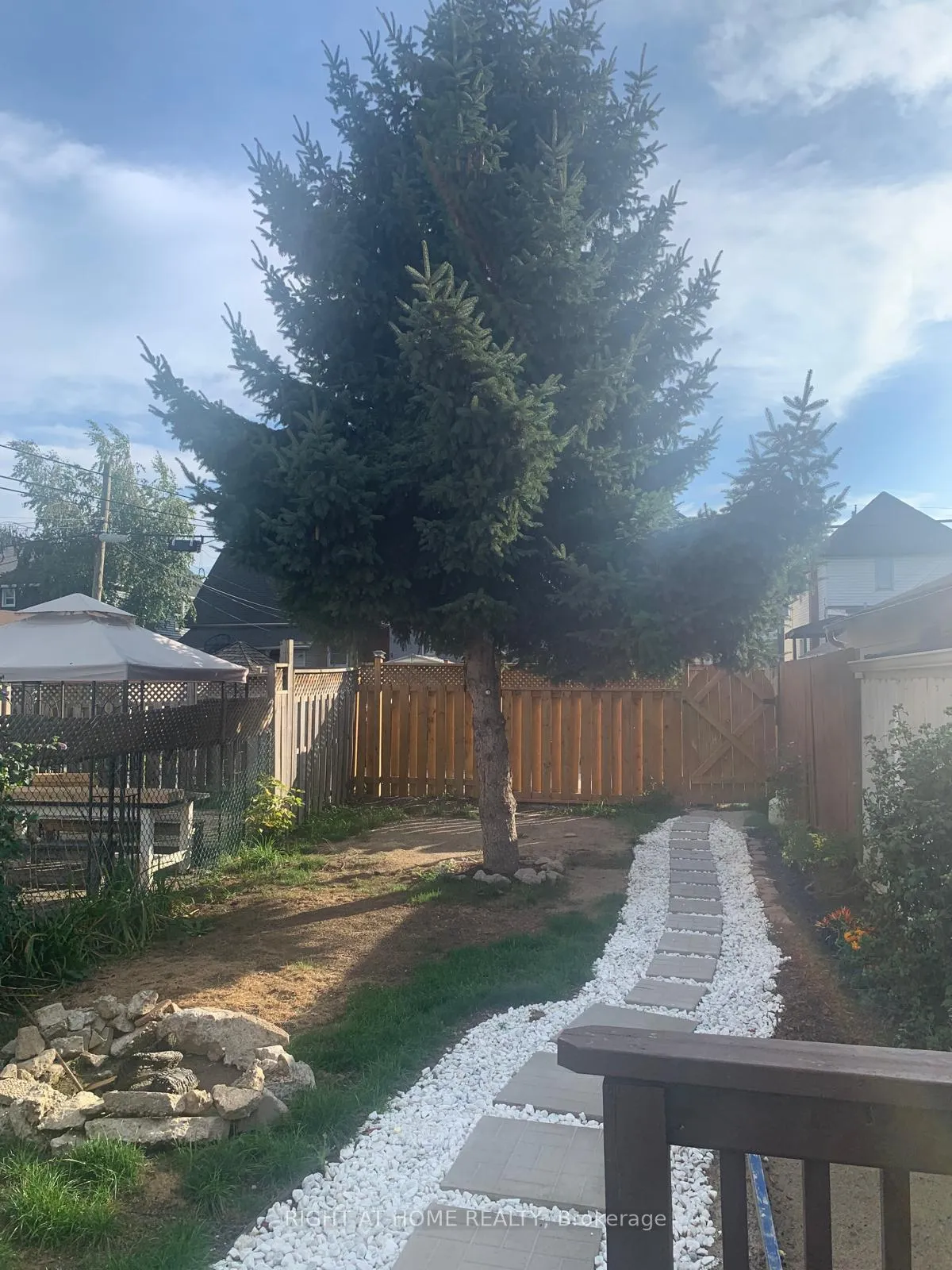 Photo 28 of 38 Beechwood Avenue, Hamilton, Stipley — HOMEH