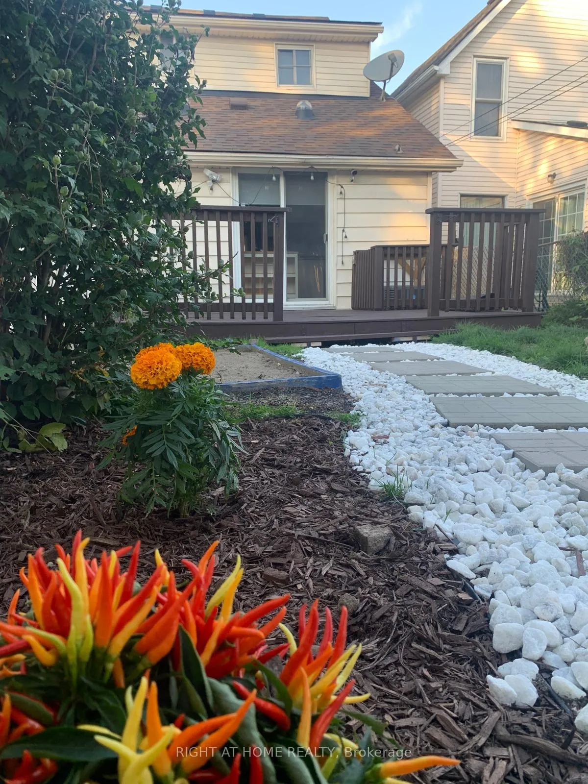 Photo 33 of 38 Beechwood Avenue, Hamilton, Stipley — HOMEH
