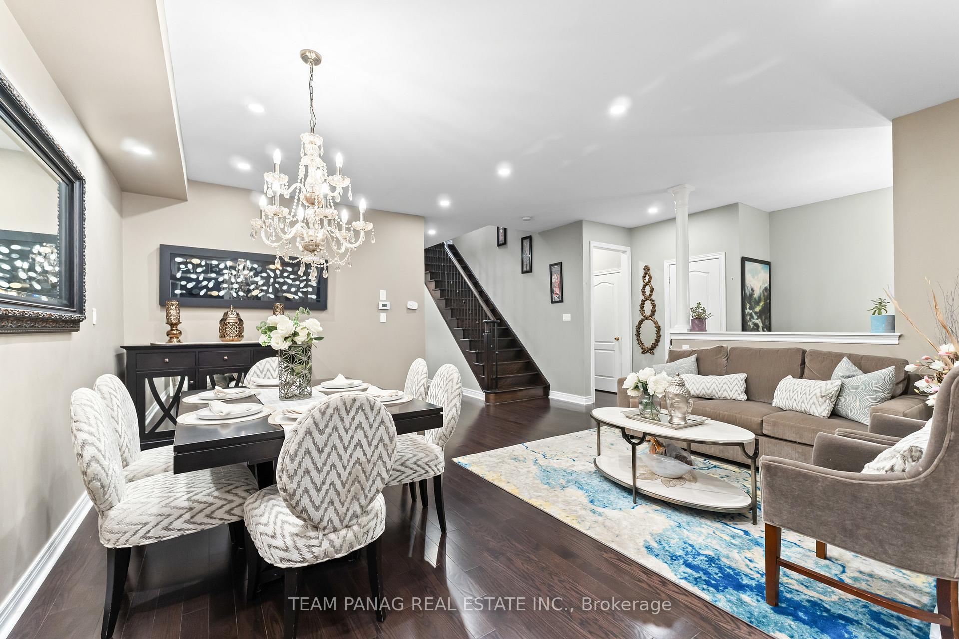 Photo 8 of 22 Cedarsprings Way, Brampton, Sandringham-Wellington — HOMEH
