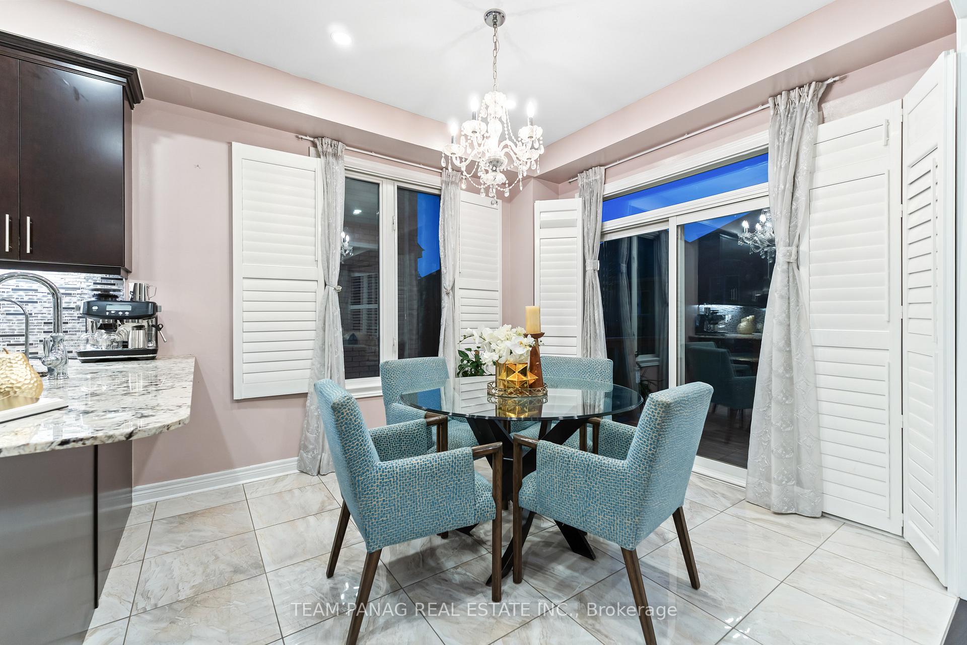 Photo 21 of 22 Cedarsprings Way, Brampton, Sandringham-Wellington — HOMEH