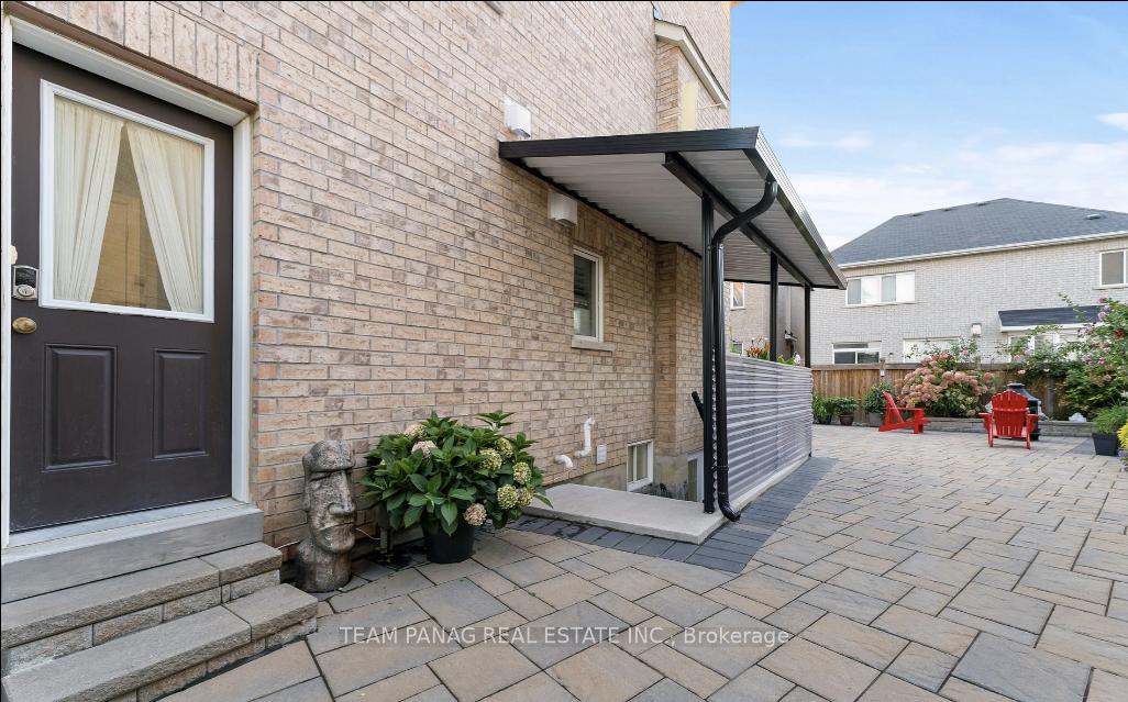 Photo 37 of 22 Cedarsprings Way, Brampton, Sandringham-Wellington — HOMEH