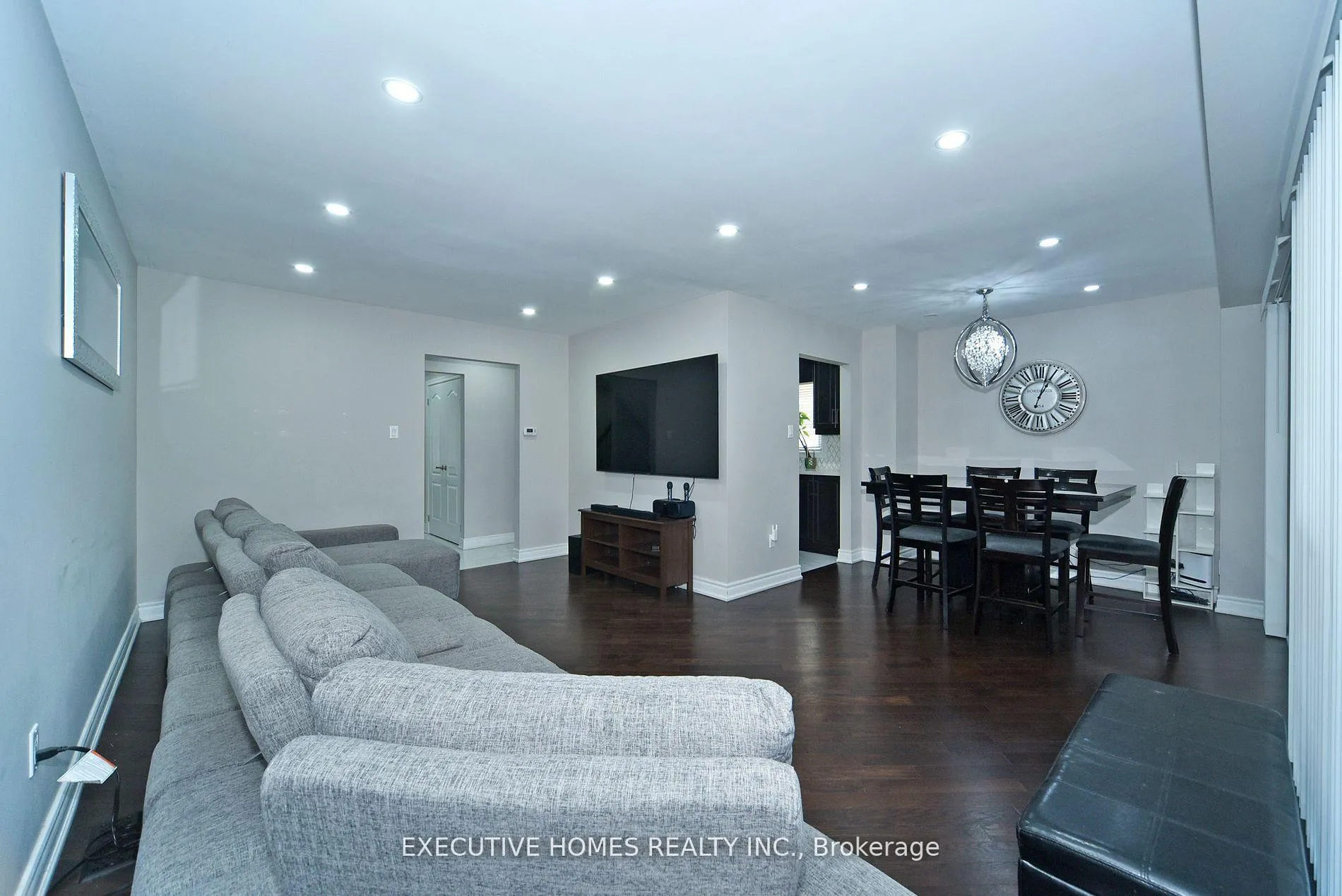 Photo 6 of 194 Braymore Boulevard, Scarborough, Rouge — HOMEH