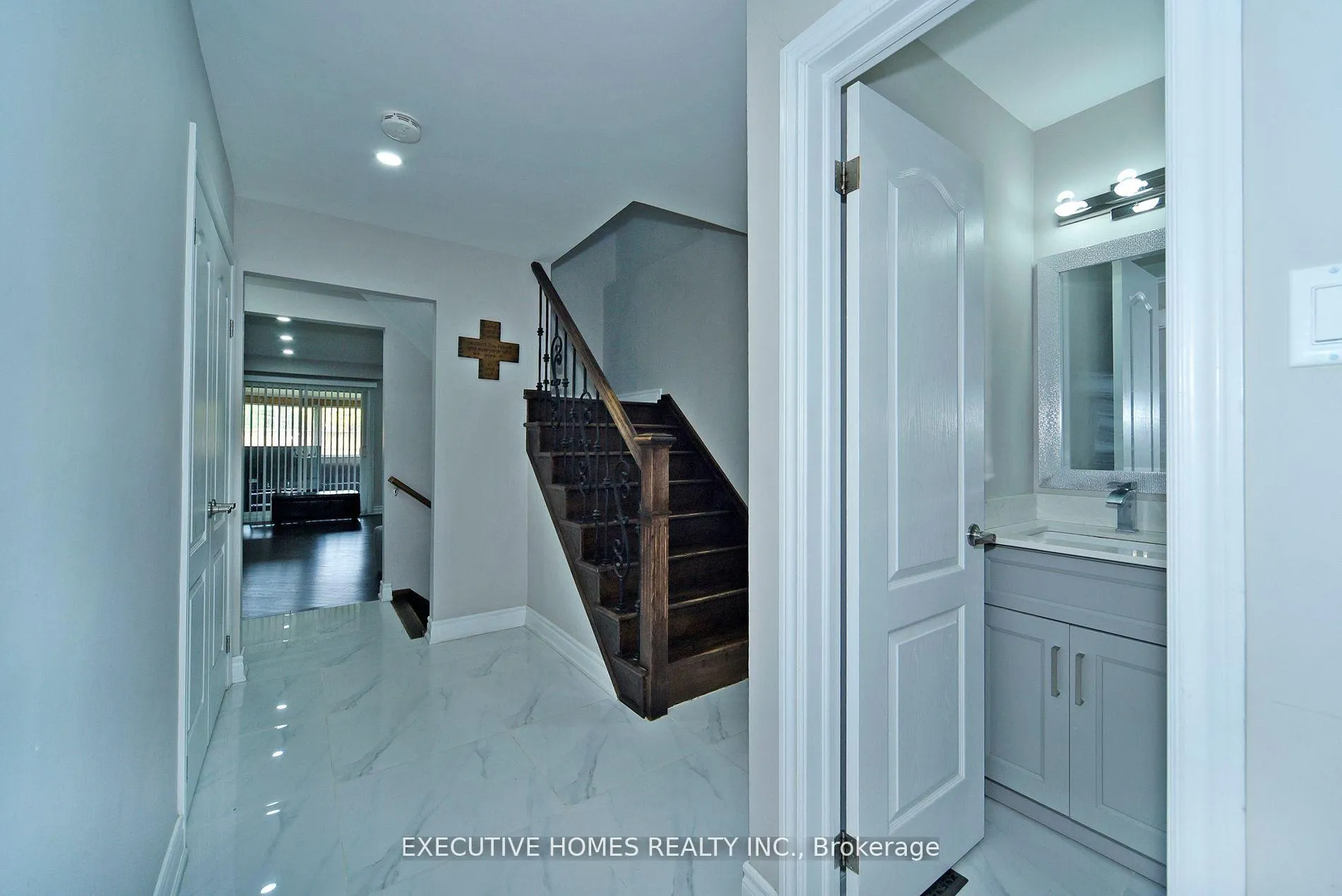 Photo 7 of 194 Braymore Boulevard, Scarborough, Rouge — HOMEH