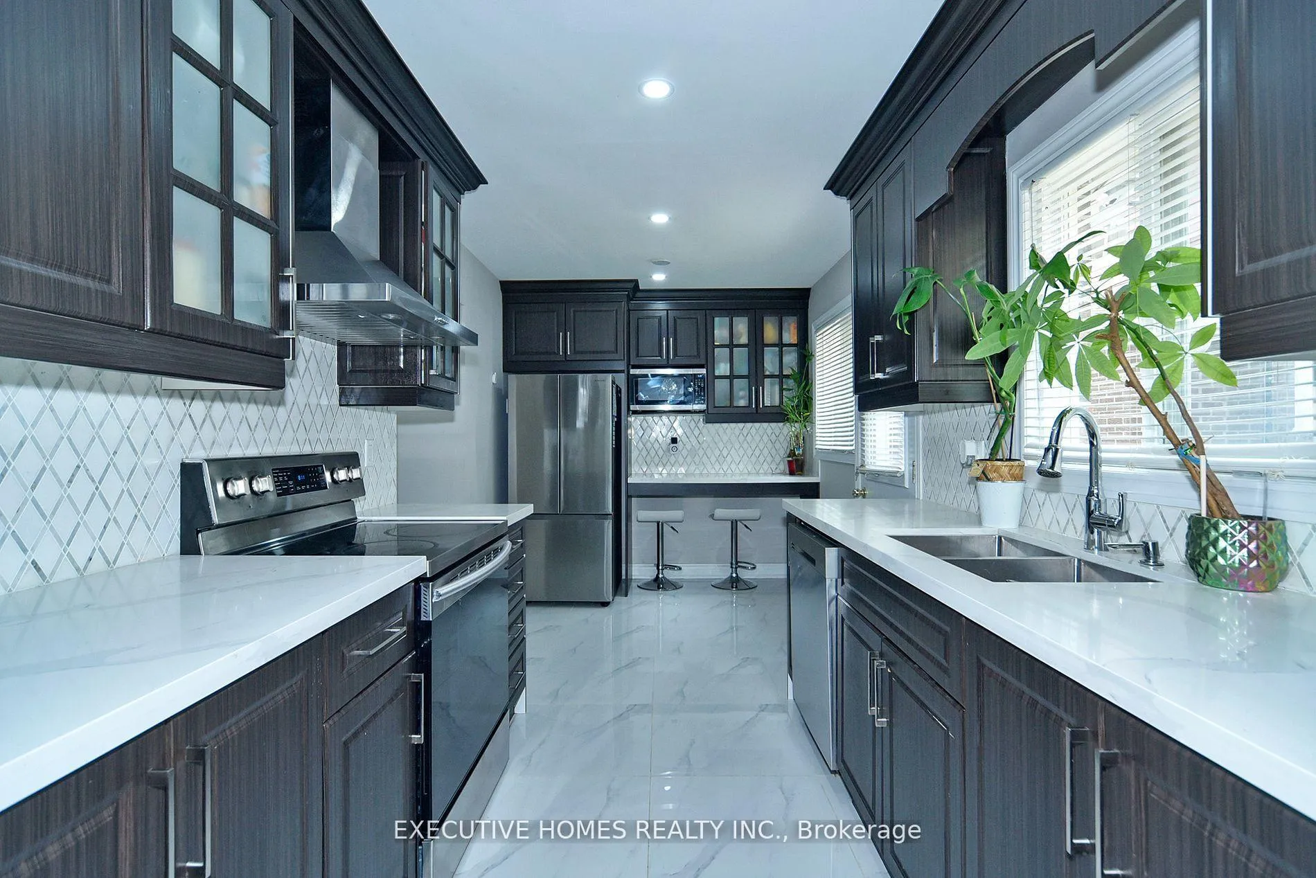 Photo 10 of 194 Braymore Boulevard, Scarborough, Rouge — HOMEH