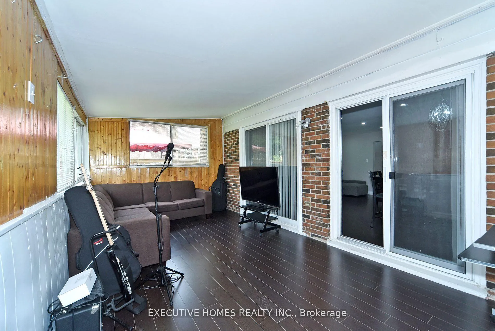 Photo 12 of 194 Braymore Boulevard, Scarborough, Rouge — HOMEH