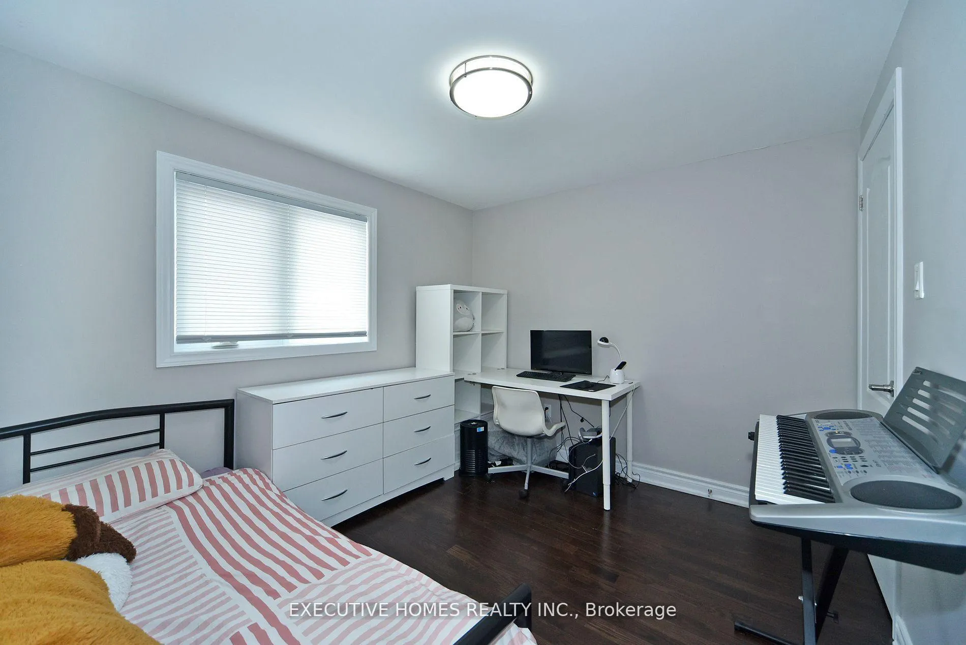 Photo 14 of 194 Braymore Boulevard, Scarborough, Rouge — HOMEH