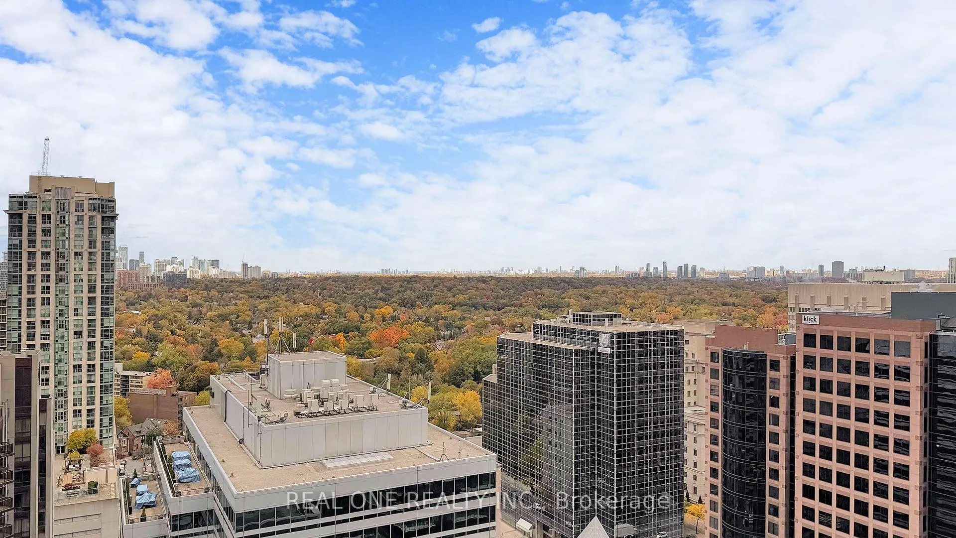 Photo 14 of Unit 2510, 50 Charles Street E, Toronto, Church-Yonge Corridor — HOMEH