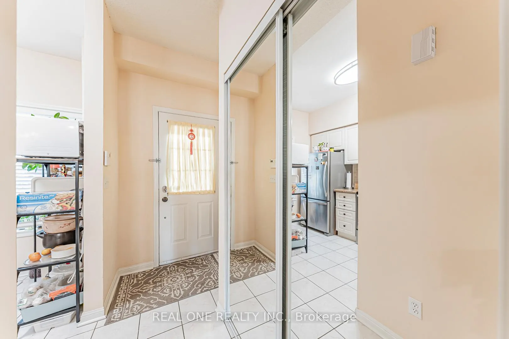 Photo 7 of Unit 5, 8 St Moritz Way, Markham, Unionville — HOMEH