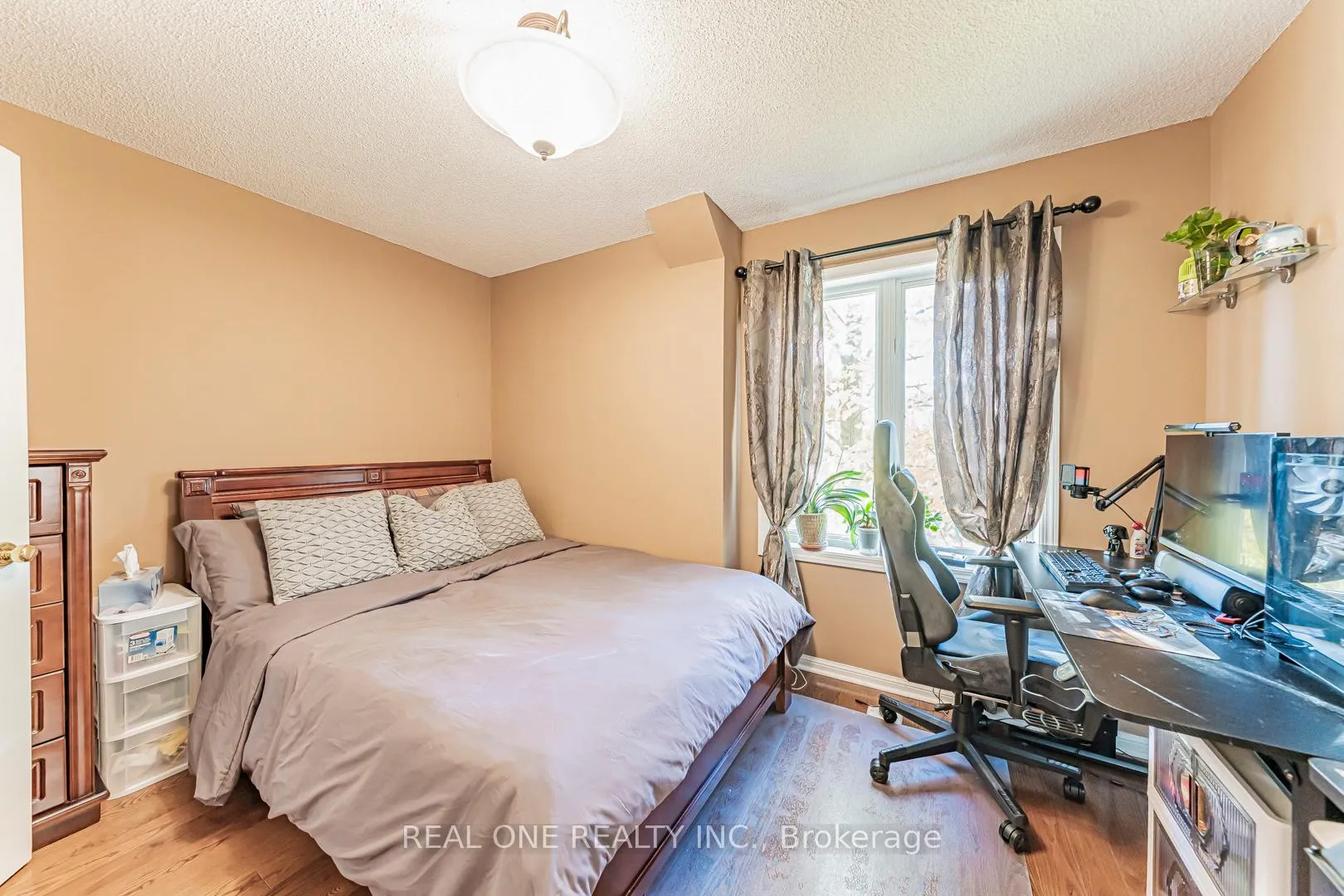 Photo 22 of Unit 5, 8 St Moritz Way, Markham, Unionville — HOMEH