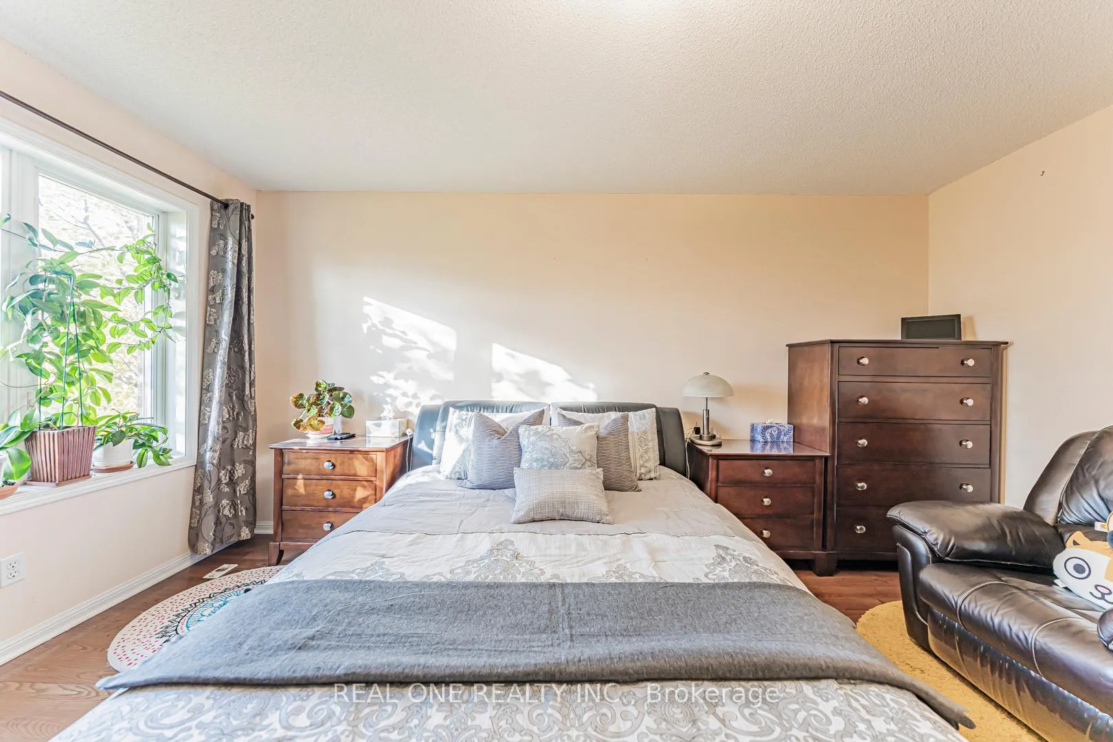 Photo 24 of Unit 5, 8 St Moritz Way, Markham, Unionville — HOMEH