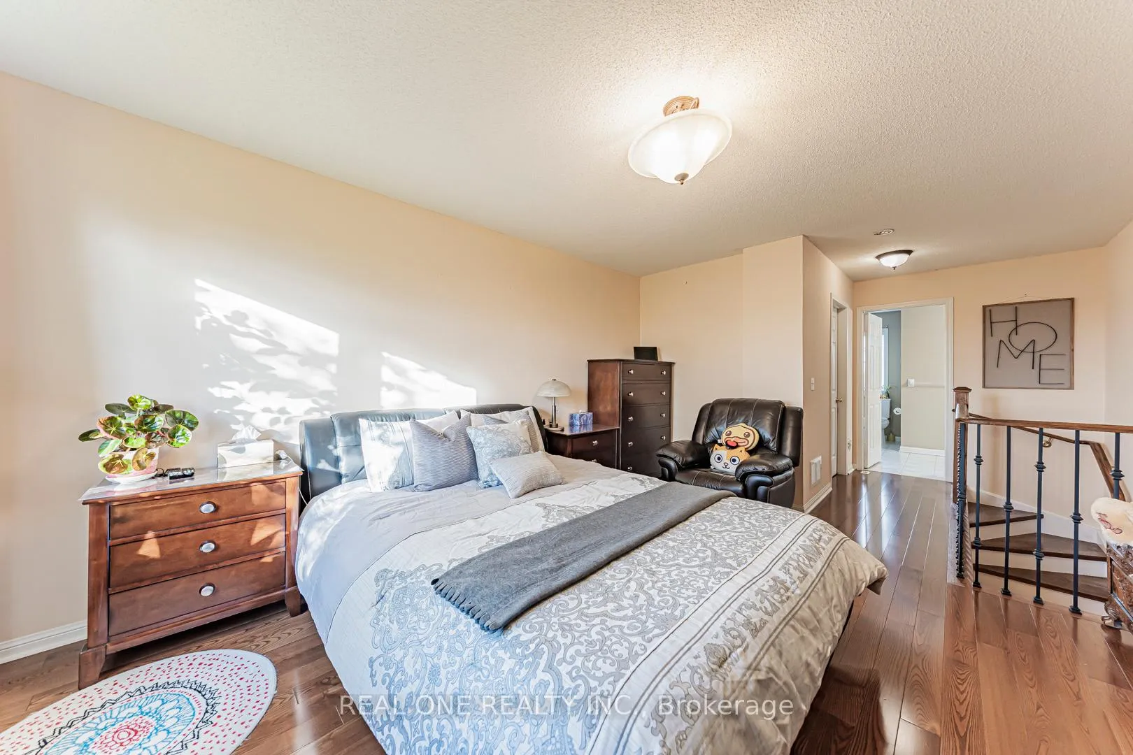 Photo 26 of Unit 5, 8 St Moritz Way, Markham, Unionville — HOMEH