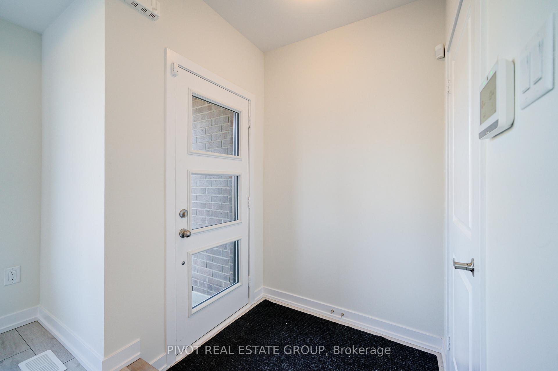 Photo 3 of 138 Brockley Drive, Scarborough, Bendale — HOMEH