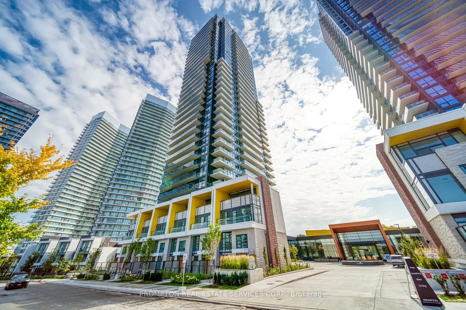 Photo 1 of Unit 808, 95 Mcmahon Drive, North York, Bayview Village — HOMEH